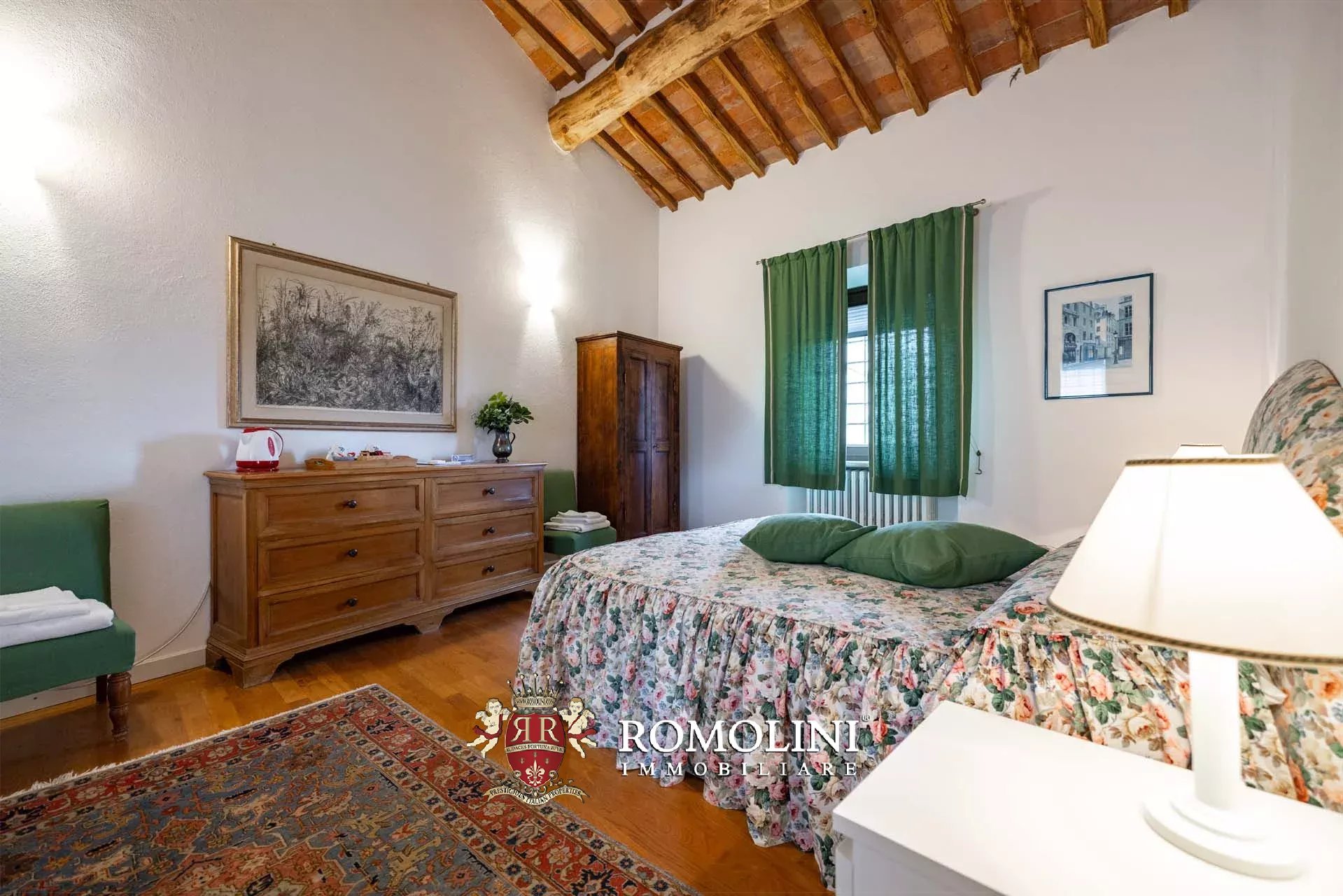 70 Bedroom Chateau's Image 118