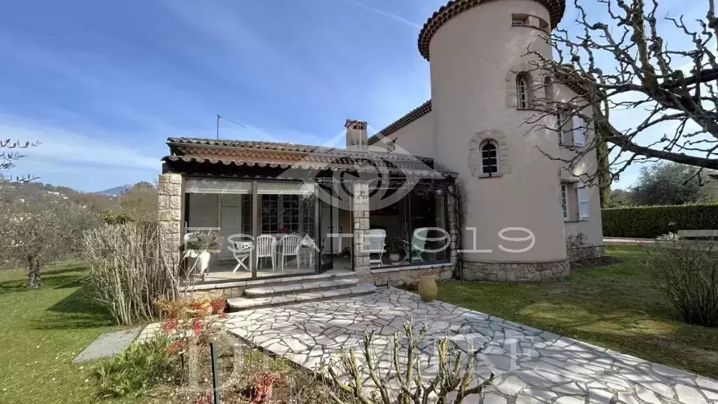 CHATEAUNEUF Vue  dégagée Calme