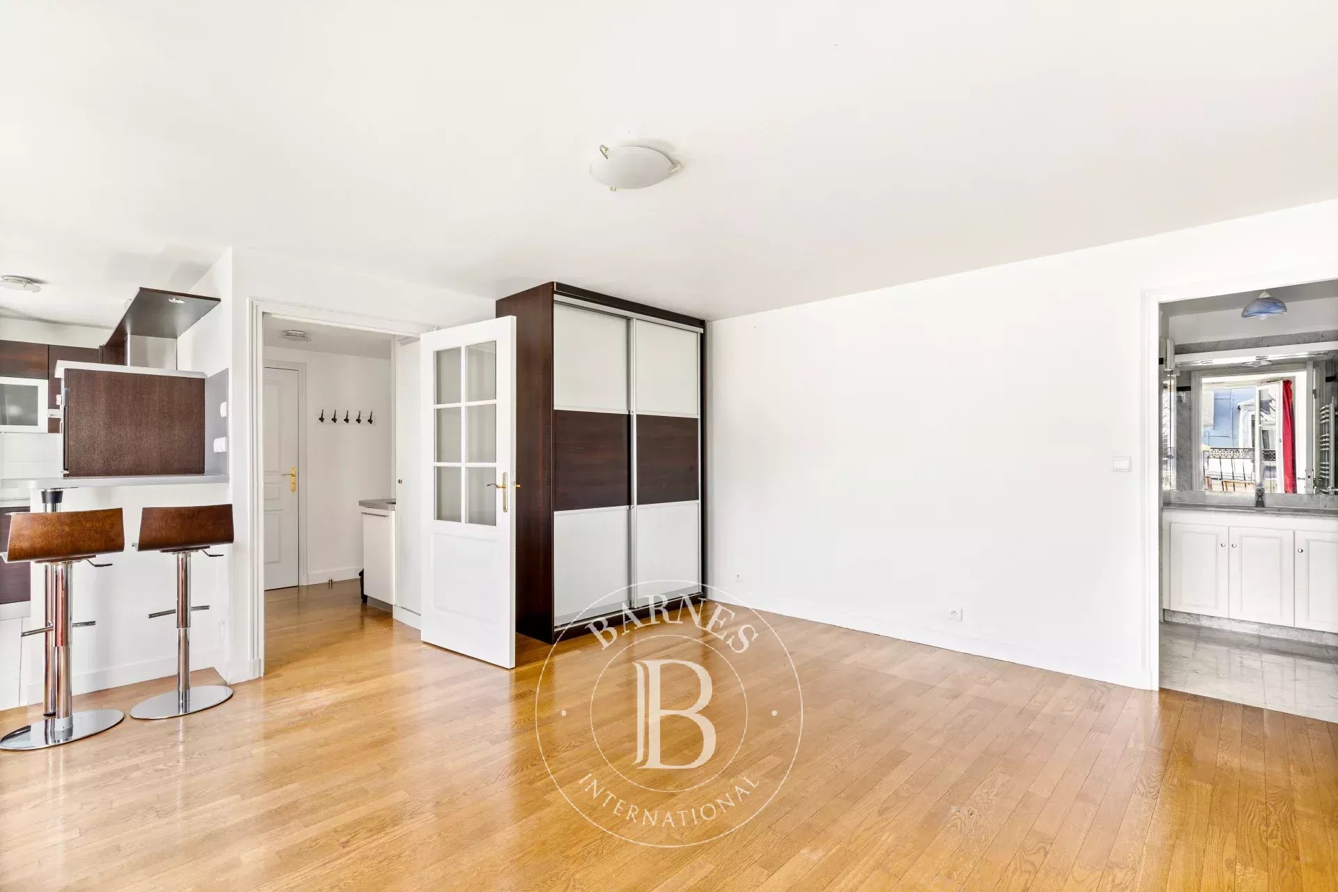 Paris  - Apartment  - picture 6