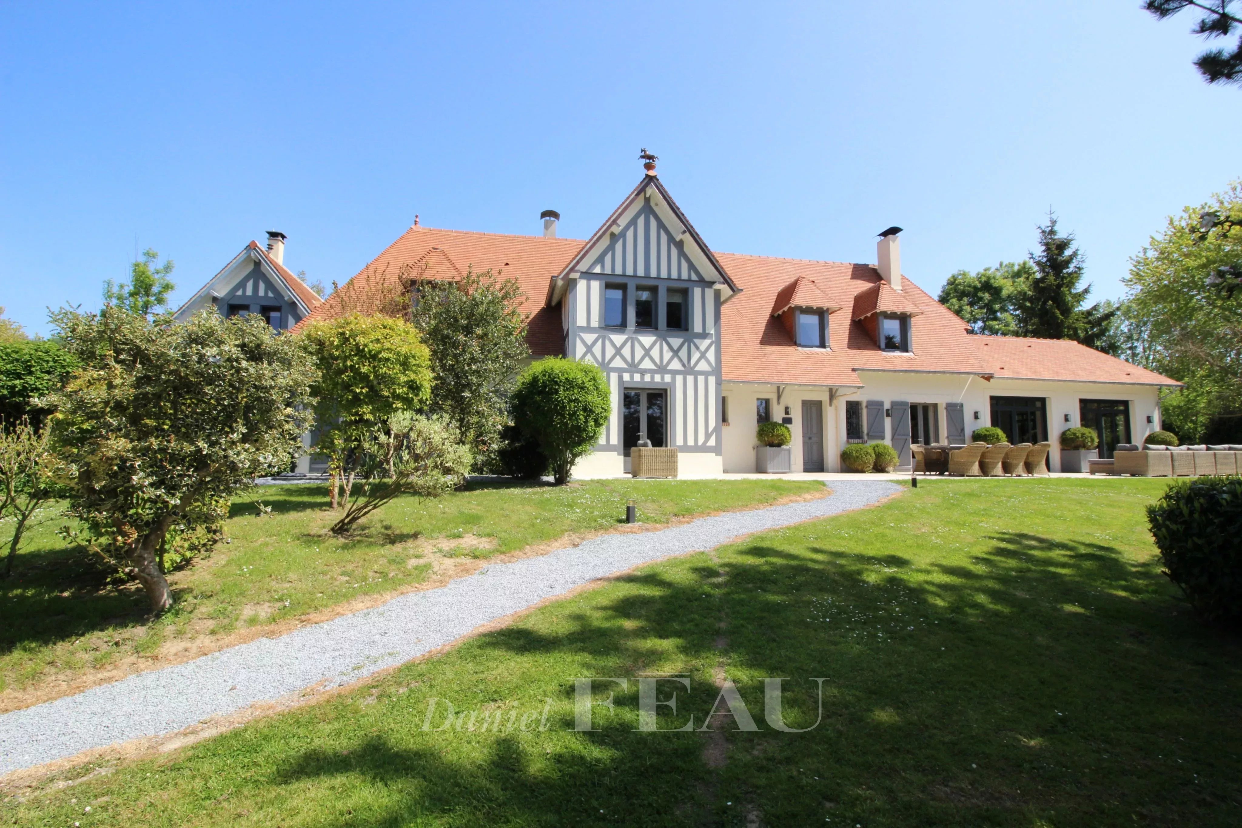 Sale House Deauville