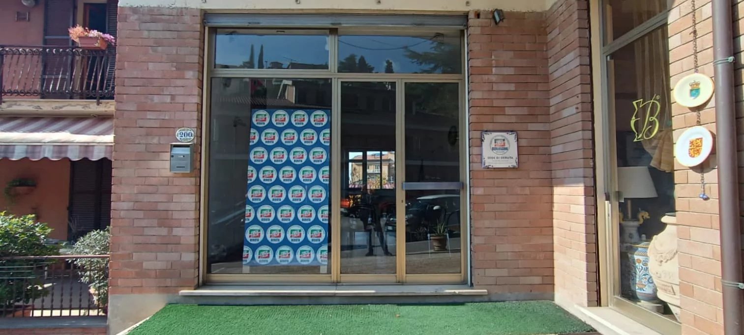 Vendita Negozio Deruta