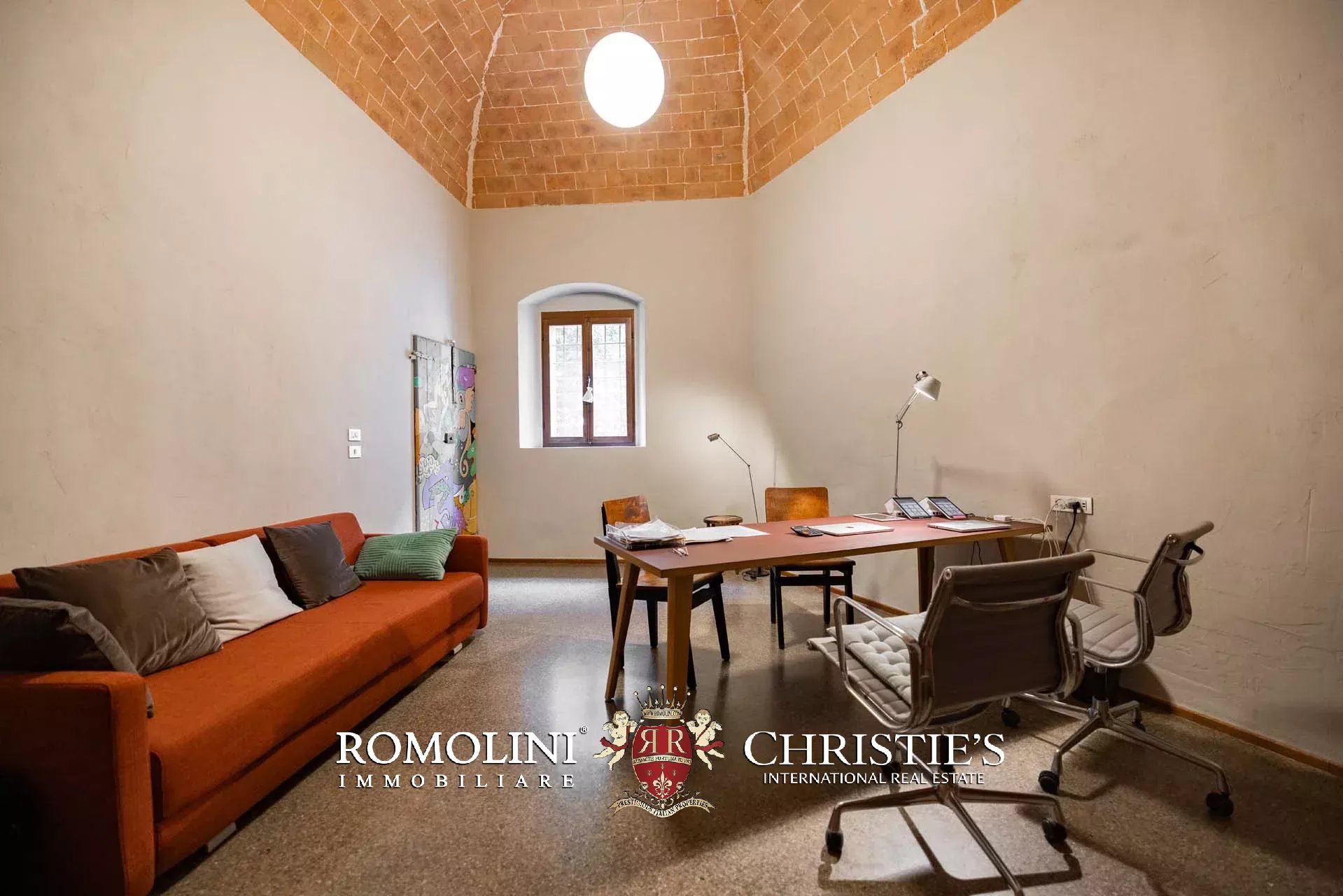 16 Bedroom Villa/Townhouse's Image 59