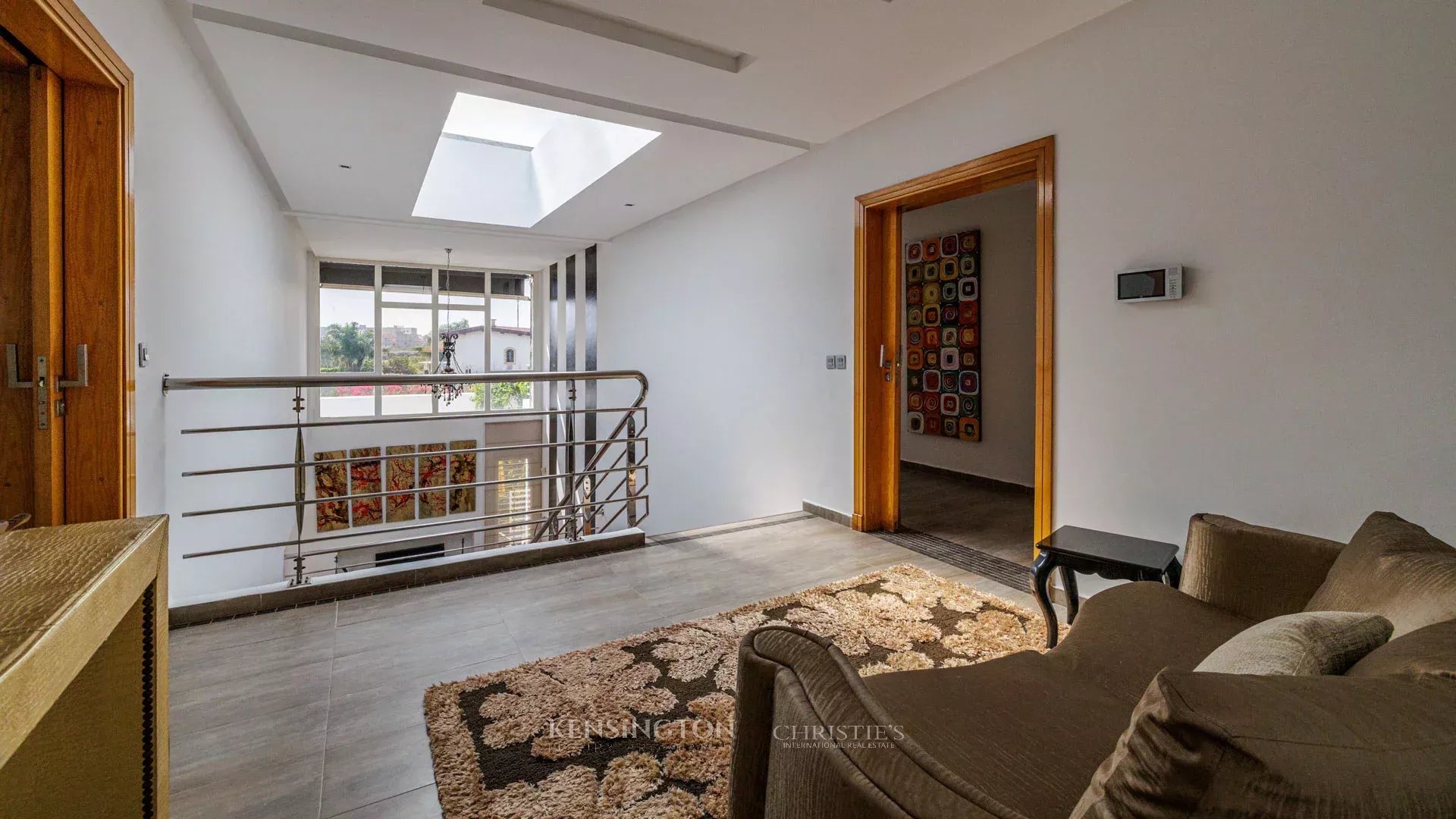 5 Bedroom Villa/Townhouse's Image 8