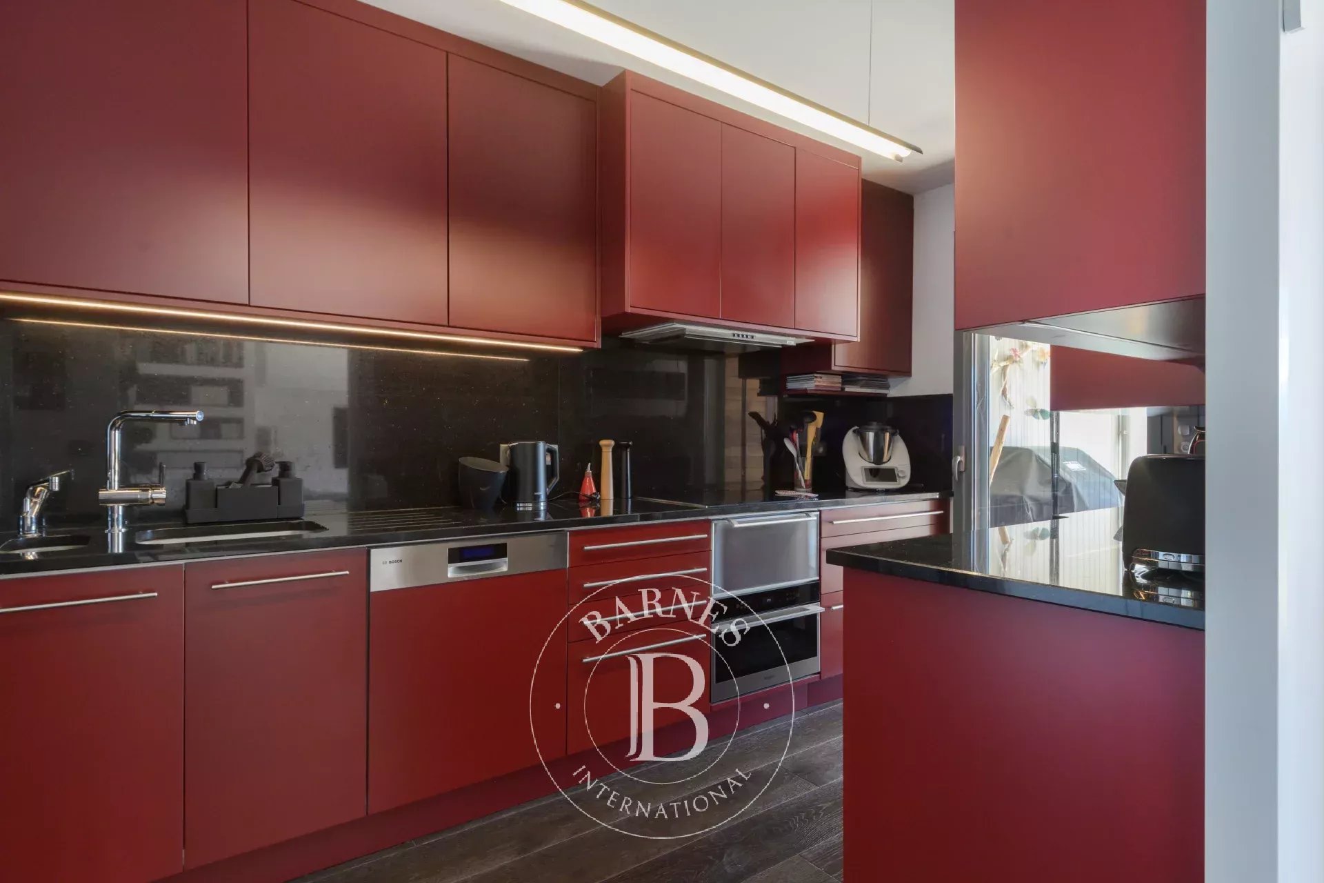 Daire Cassis - picture 19