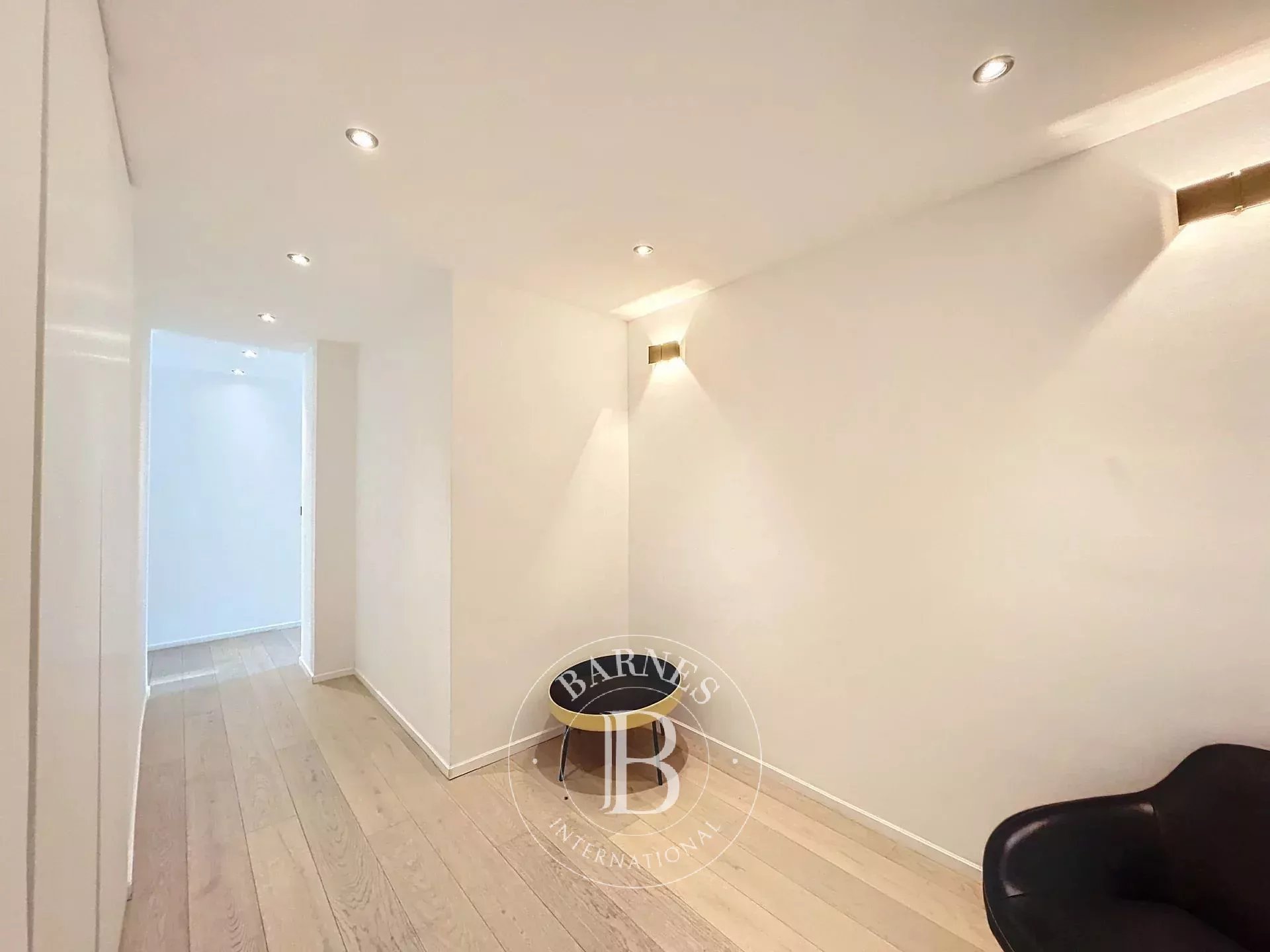 Daire Paris 8ème - picture 13