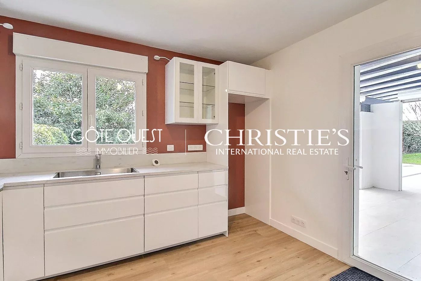 4 Bedroom Villa/Townhouse's Image 4