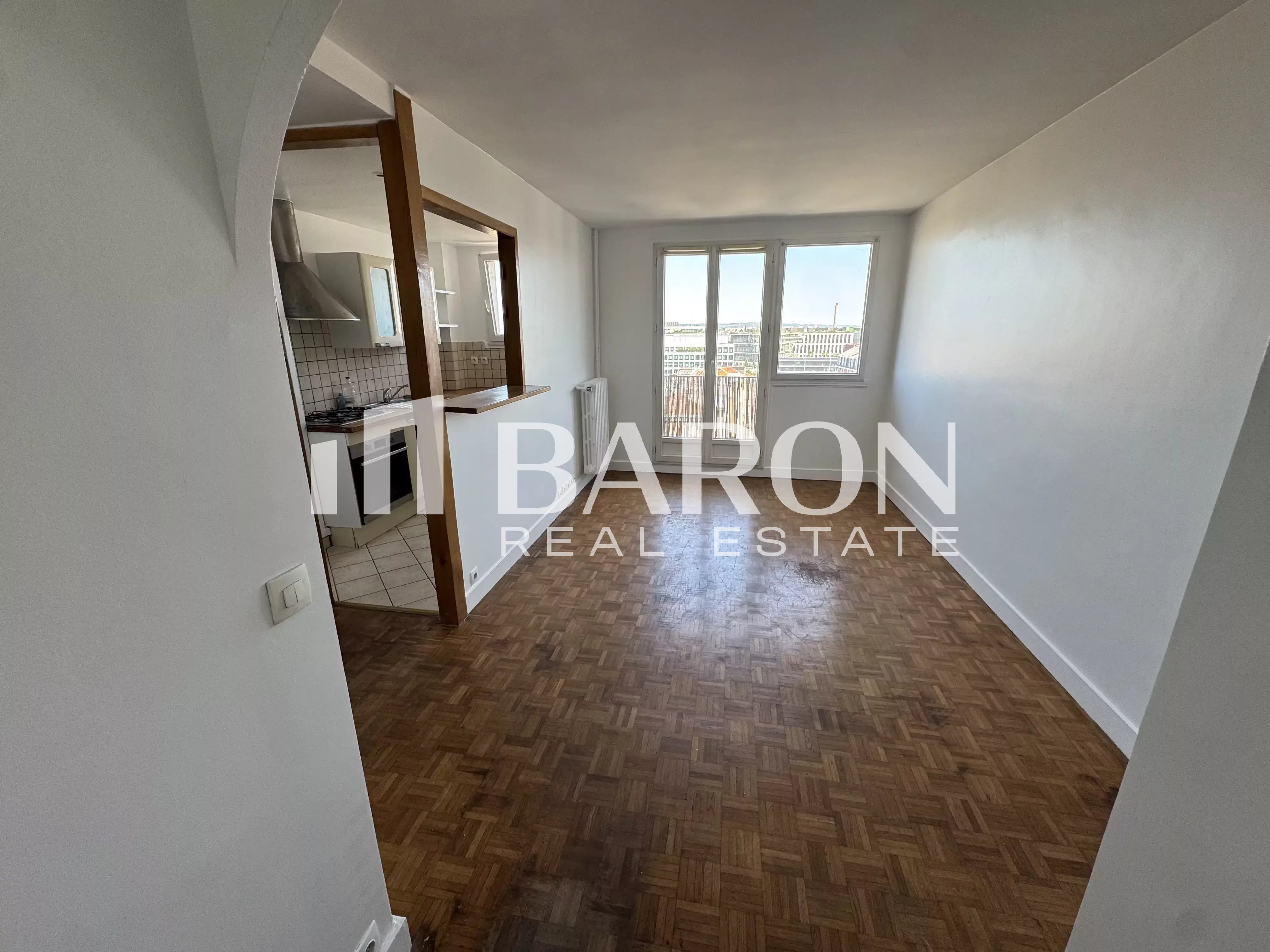 PARIS XVII - EPINETTES / BESSIERES - APPARTEMENT 2 PIECES 1 CHAMBRE 36,5 M2 - Photo 2