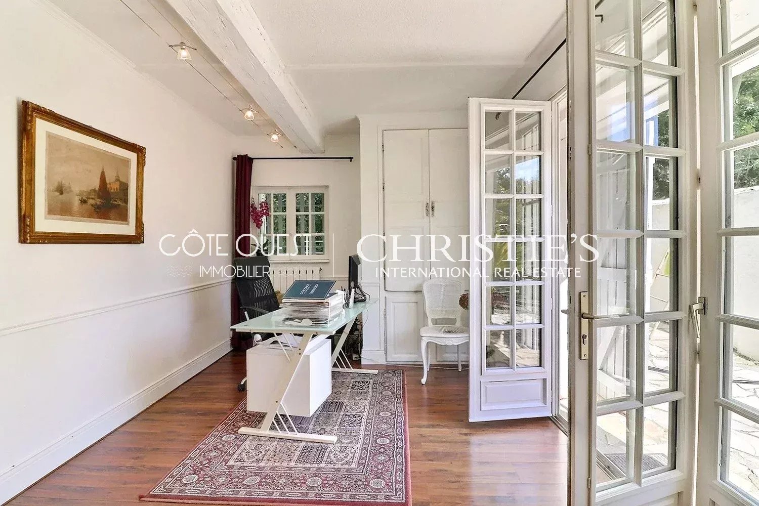 7 Bedroom Villa/Townhouse's Image 13