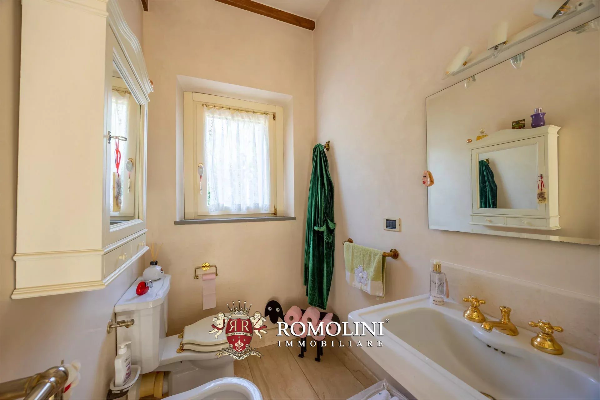 4 Bedroom Villa/Townhouse's Image 52