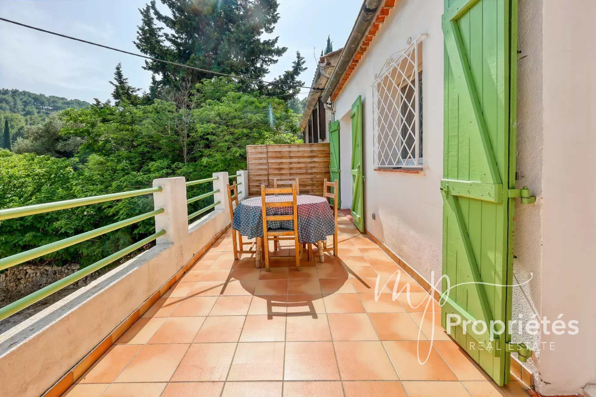 Agence immobilière de 