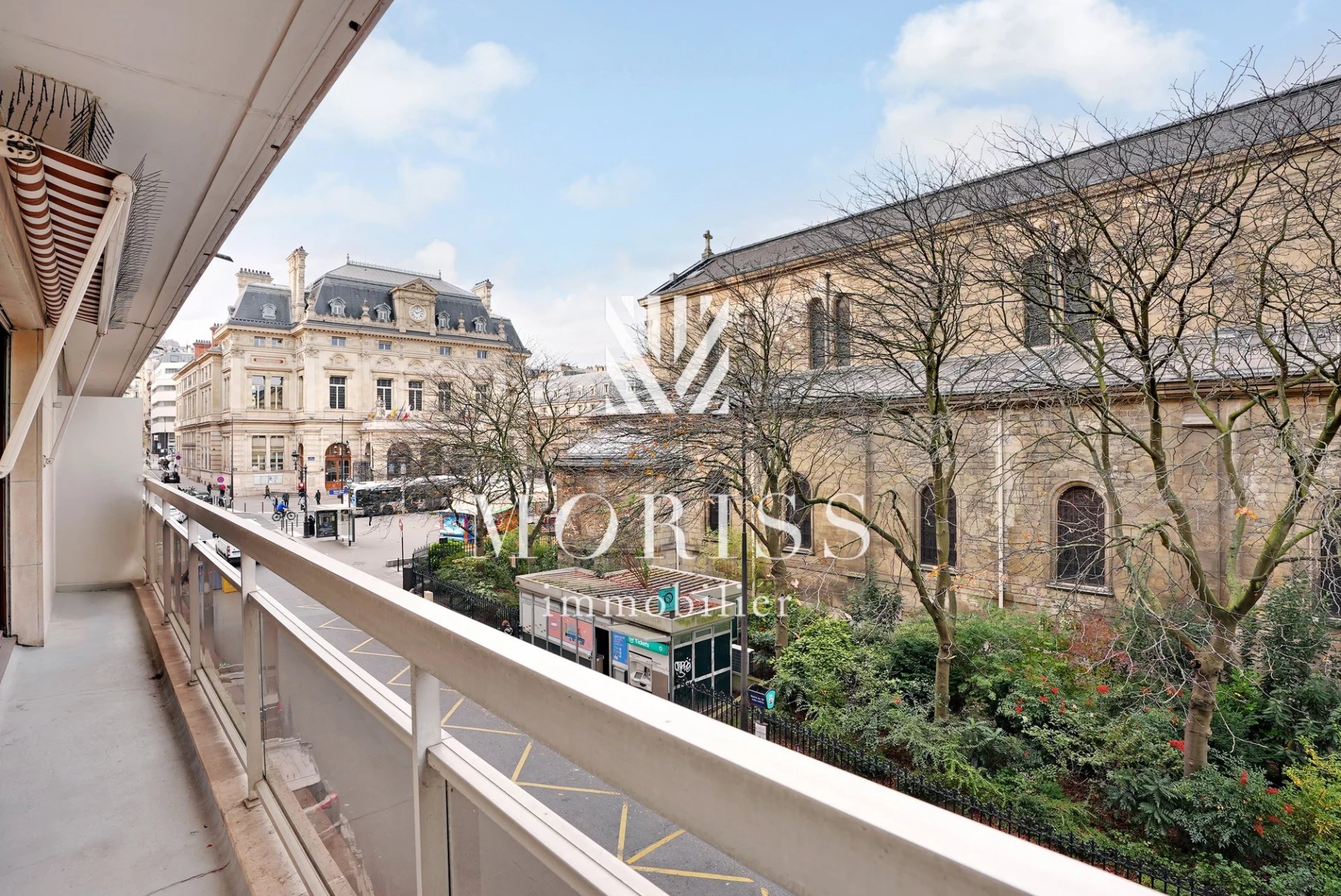 3 pièces 69 m2 avec balcon – Jules Joffrin / Mairie du 18ᵉ - Image 1