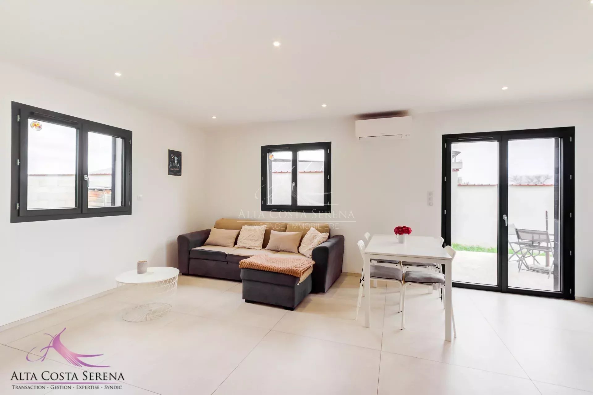 Agence immobilière de 