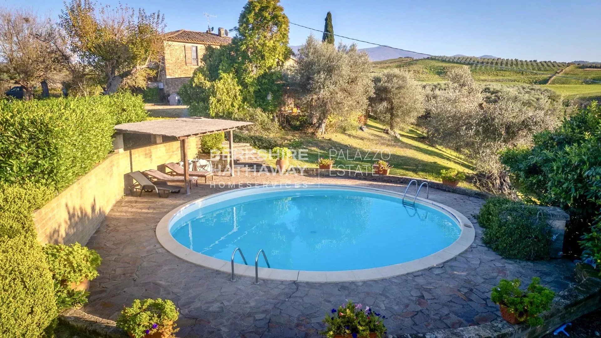 Sale 99 Montepulciano Cervognano Montenero