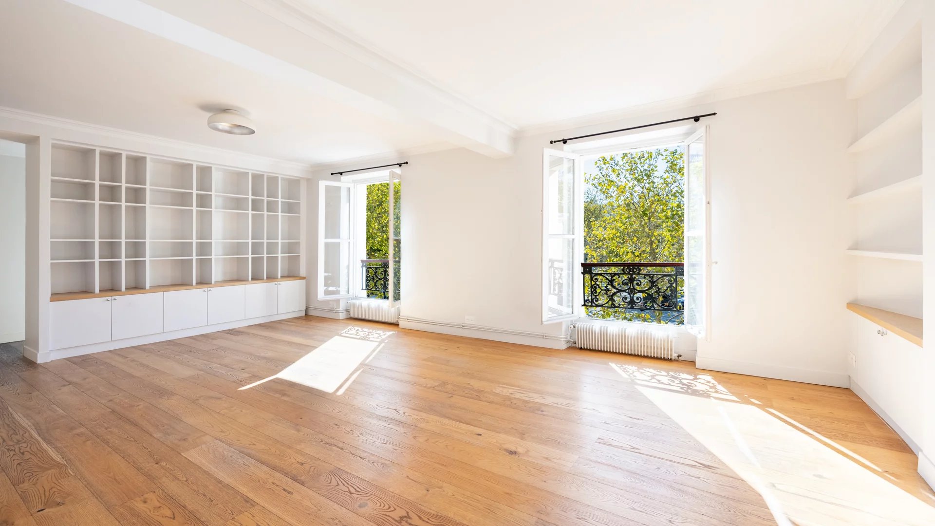 Paris 7e - ÉCOLE MILITAIRE / TOURVILLE