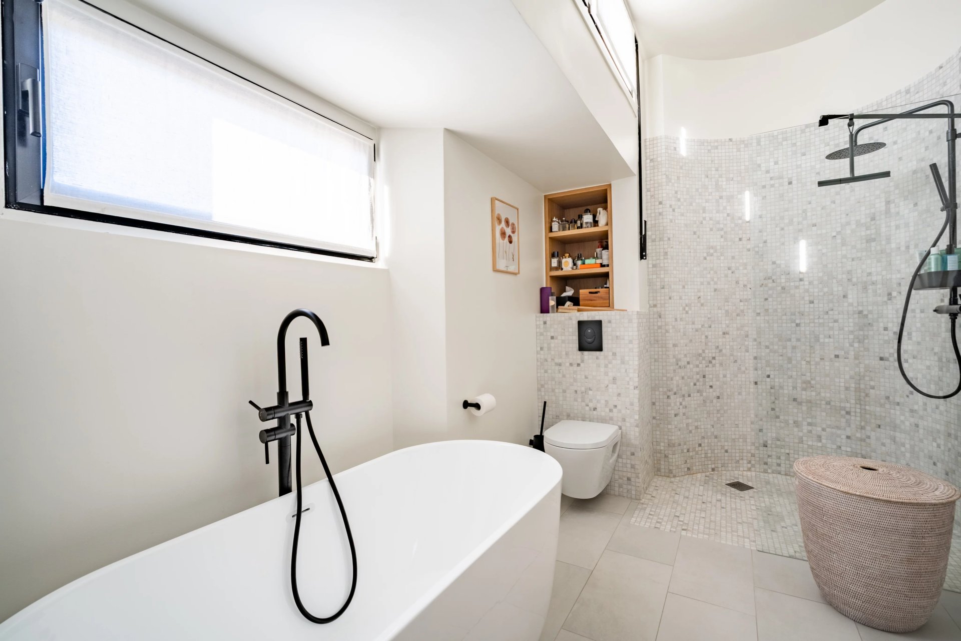 5 Bedroom Villa/Townhouse's Image 4