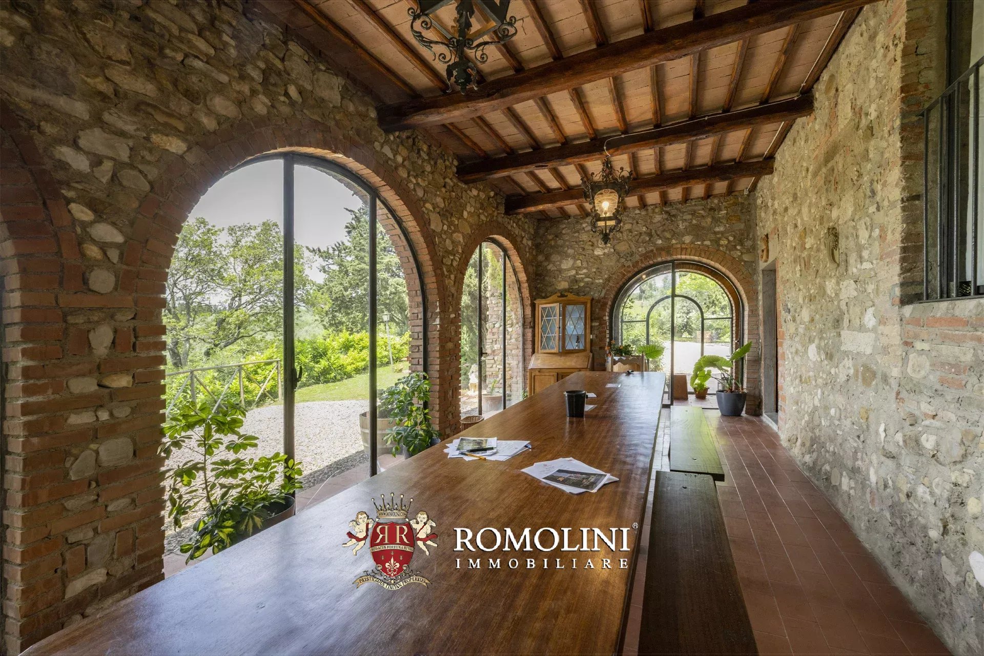 7 Bedroom Vineyard's Image 35