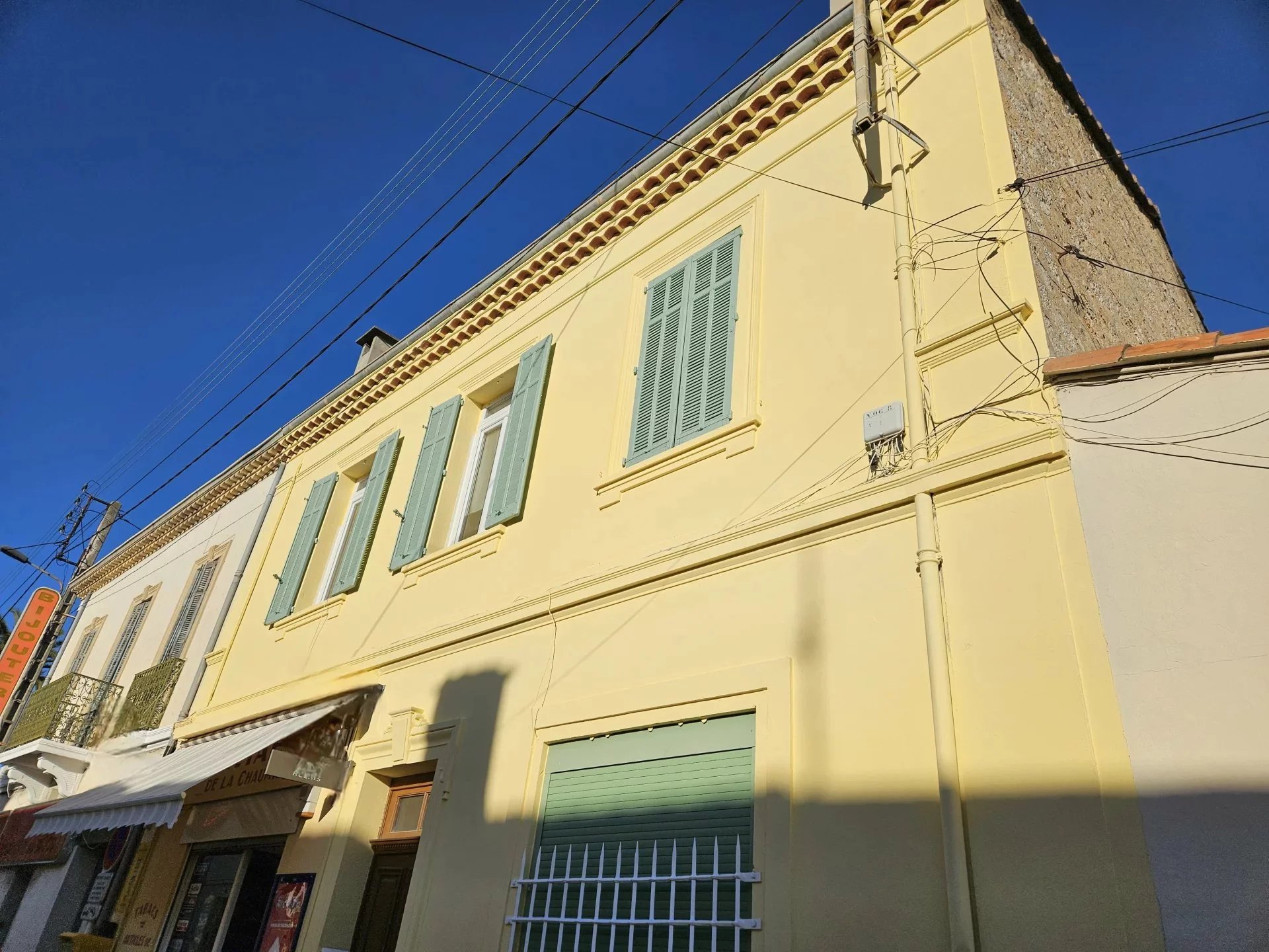 Agence immobilière de AZUR ACT IMMOBILIER