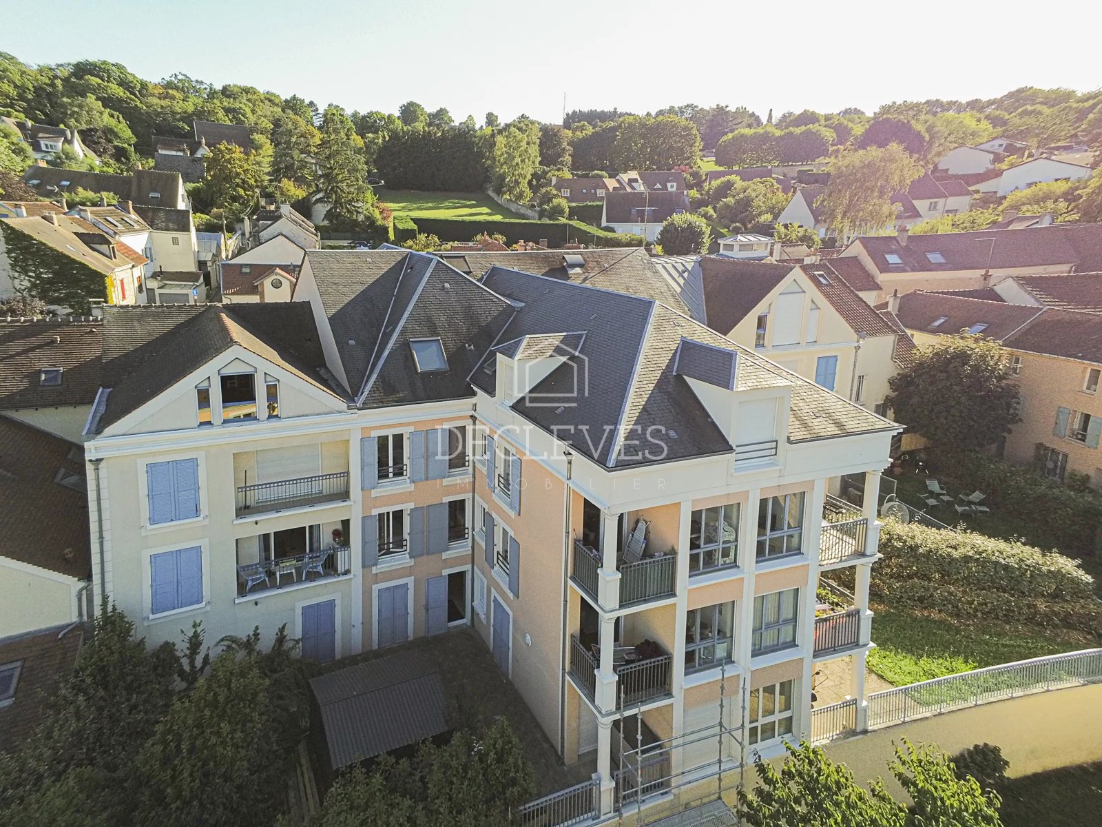 Agence immobilière de 