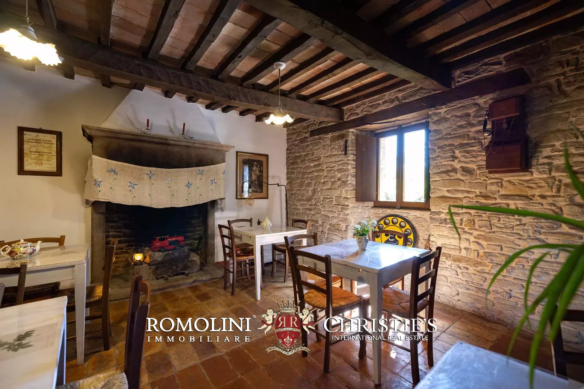 10 Bedroom Chateau's Image 84