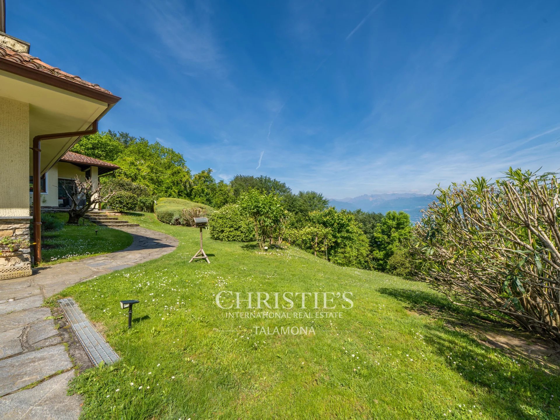 Villa/Townhouse's Image 11