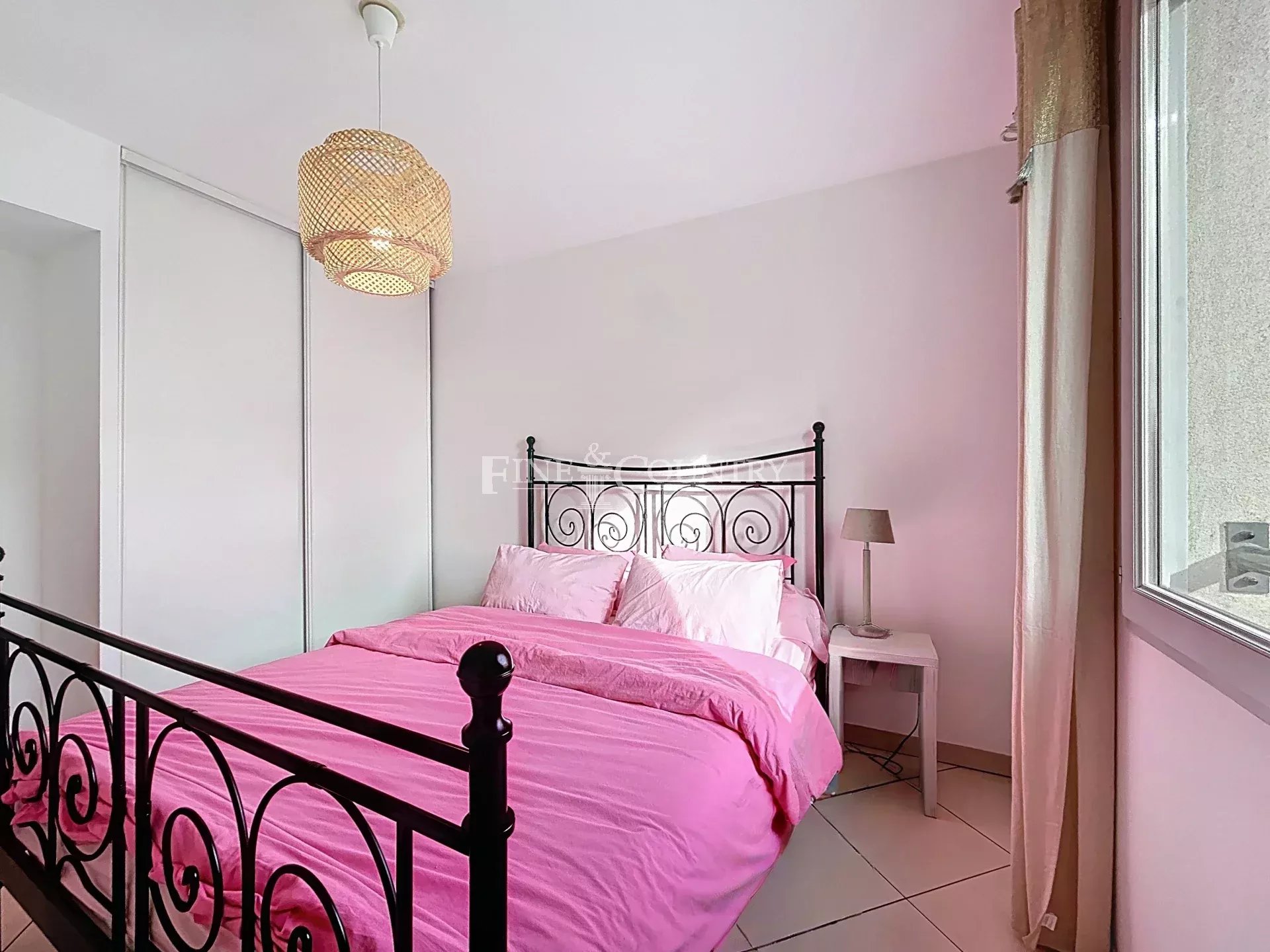 Photo of For sale in Cannes Center, one bedroom appartment  with terrasse ande garage