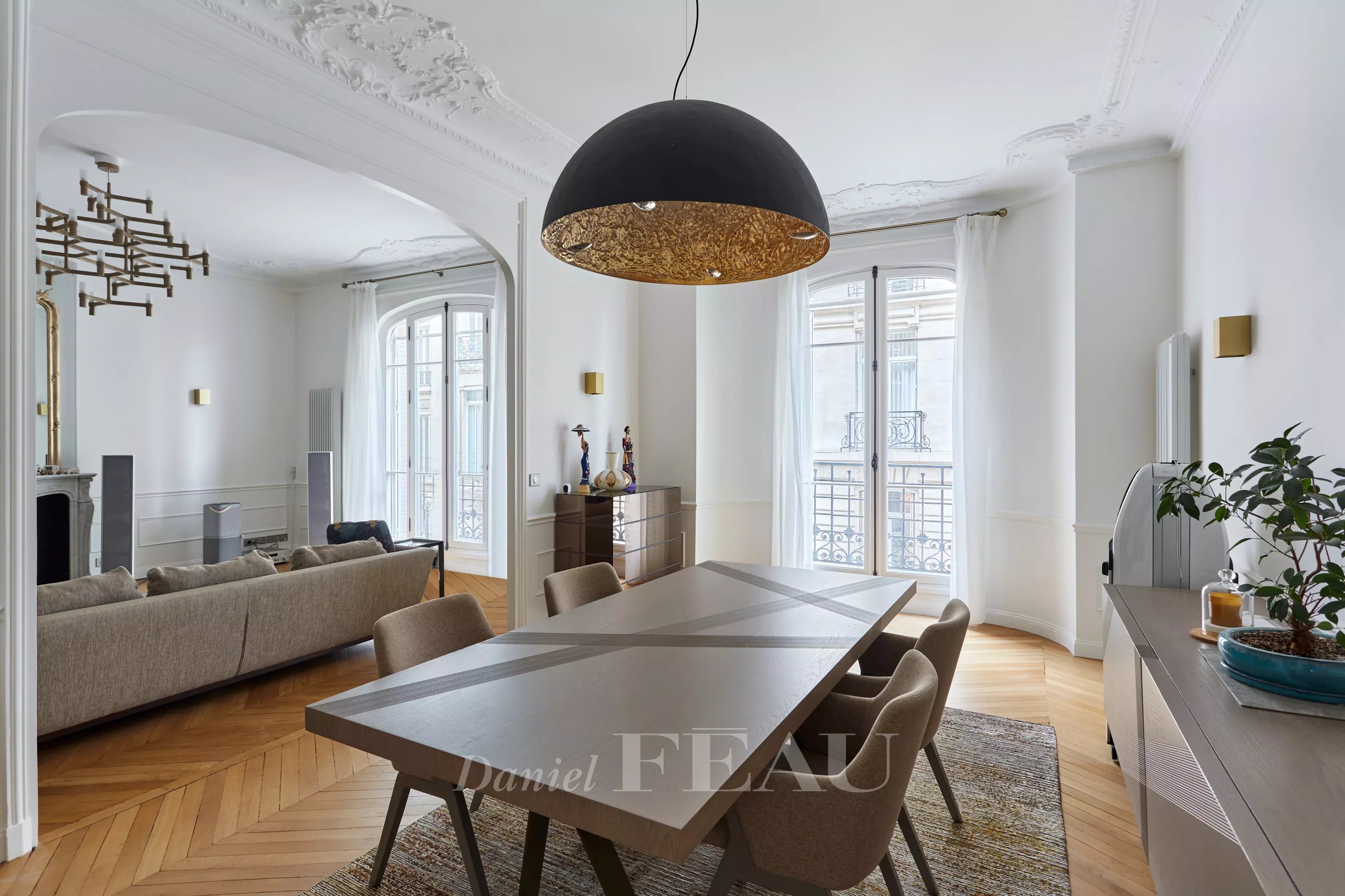 Sale Apartment Paris 16th