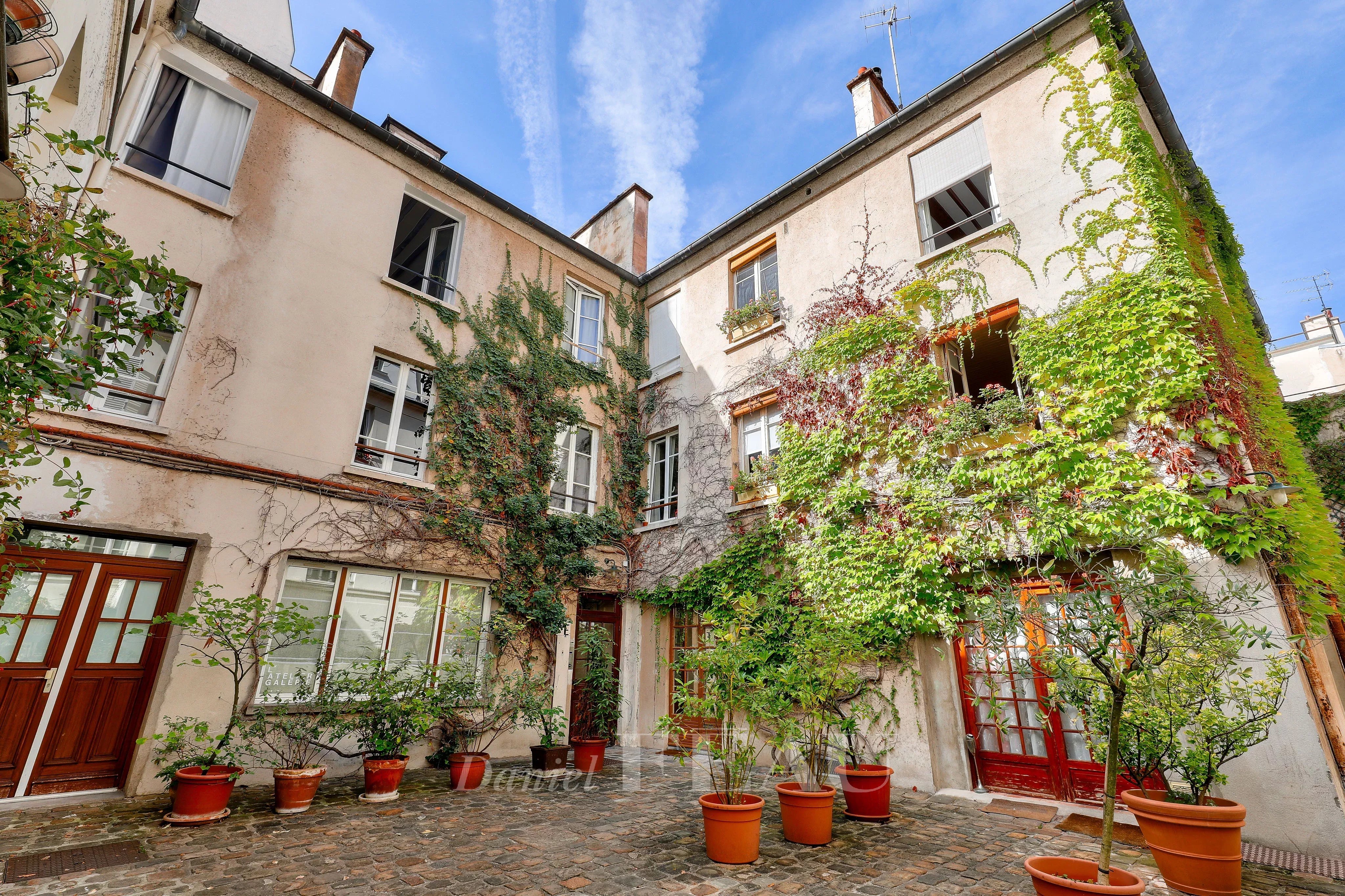 PARIS IVe - RUE DE JARENTE