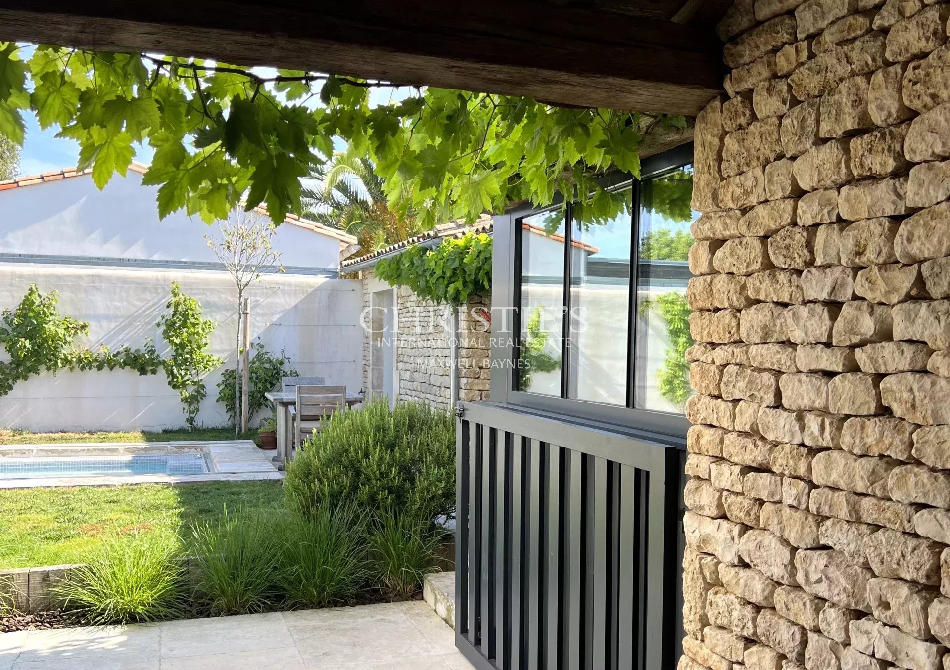 4 Bedroom Villa/Townhouse's Image 27