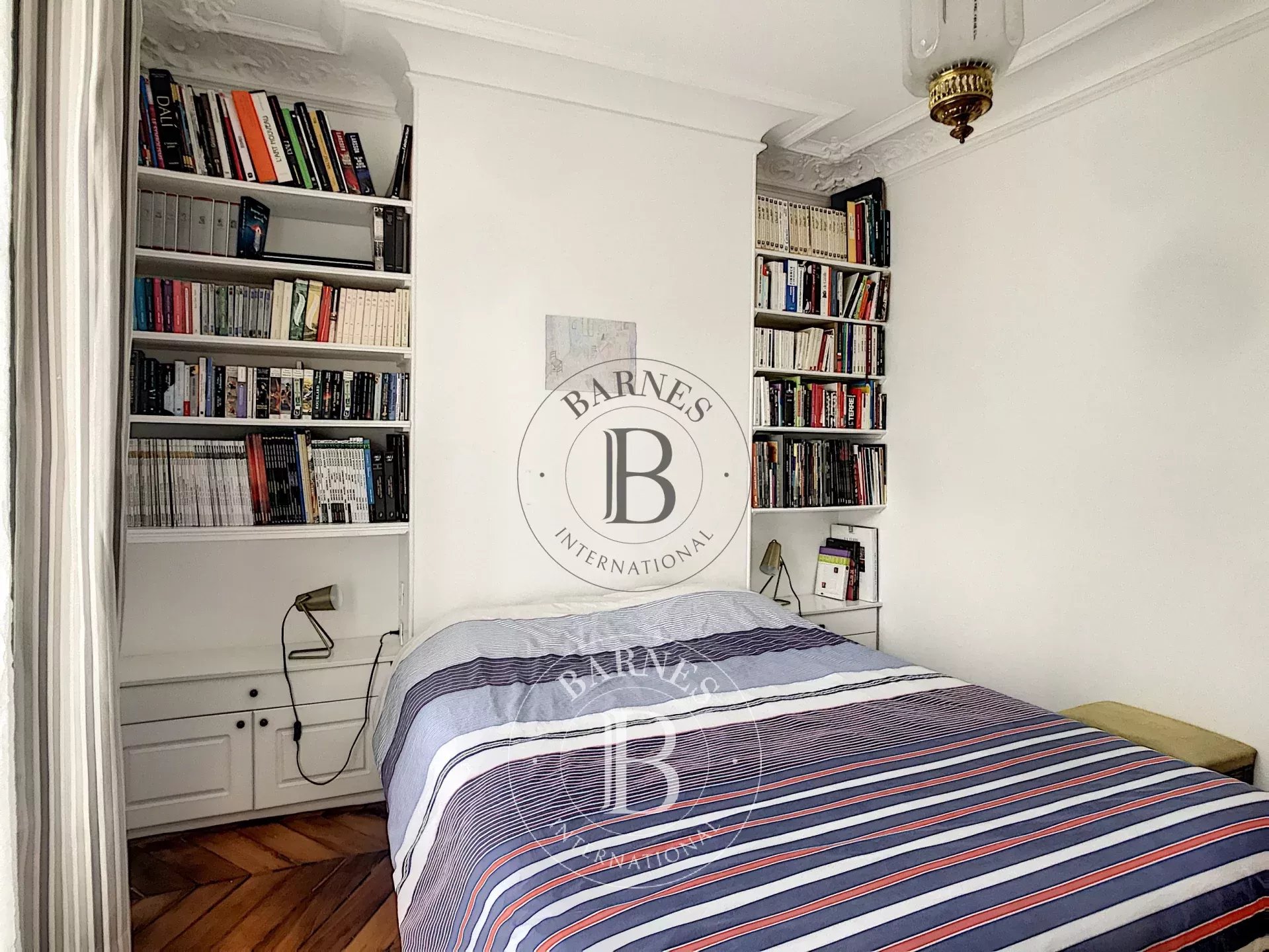 Daire Paris 8ème - picture 11