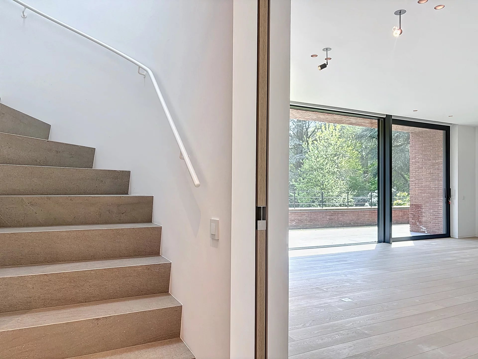 Observatoire Duplex 250m2 3CH 3SDB 2 Parkings