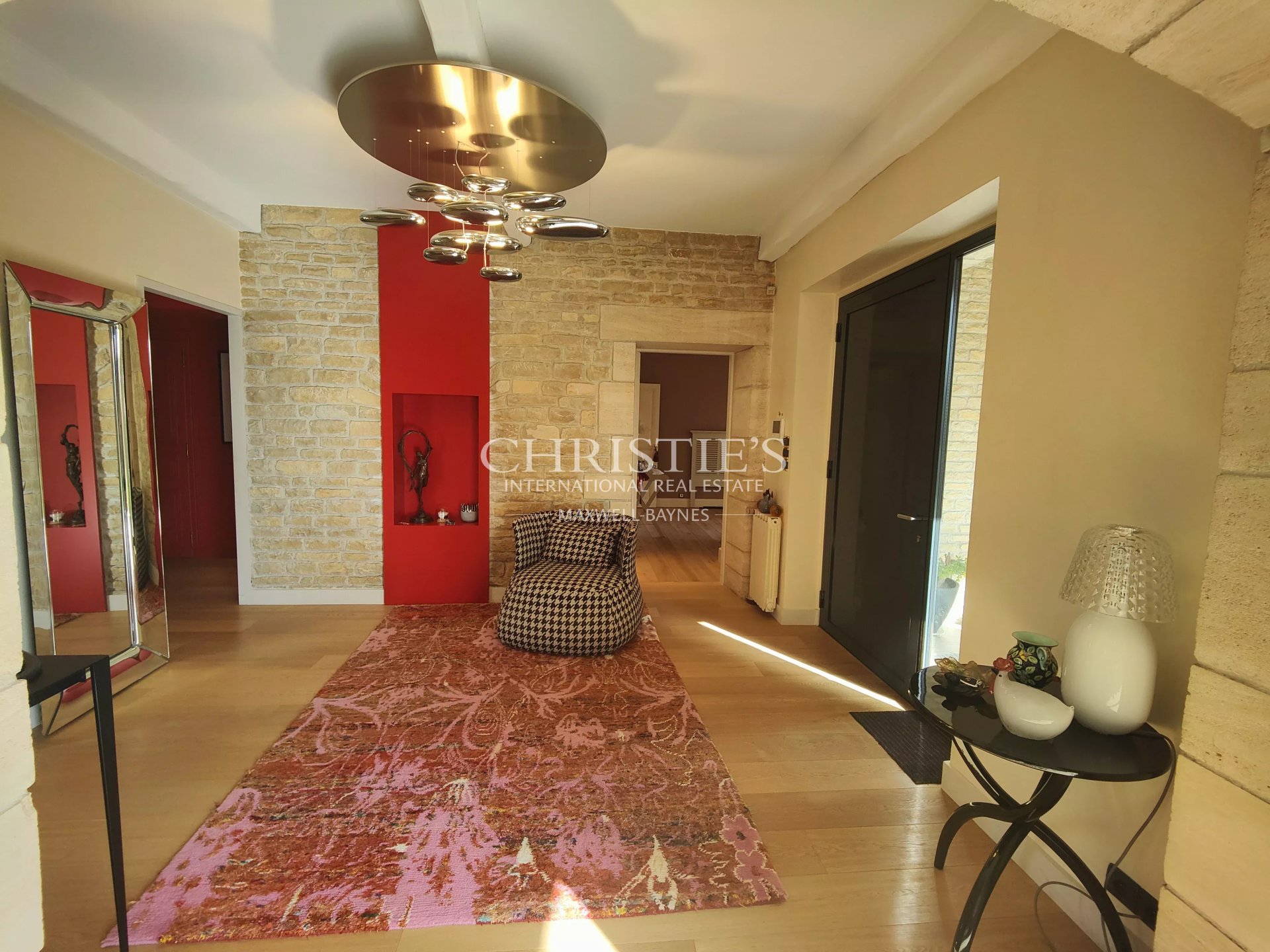 5 Bedroom Villa/Townhouse's Image 9