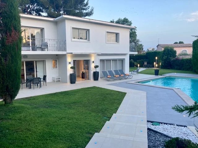 Californian villa of 150m² in Cap d'Antibes