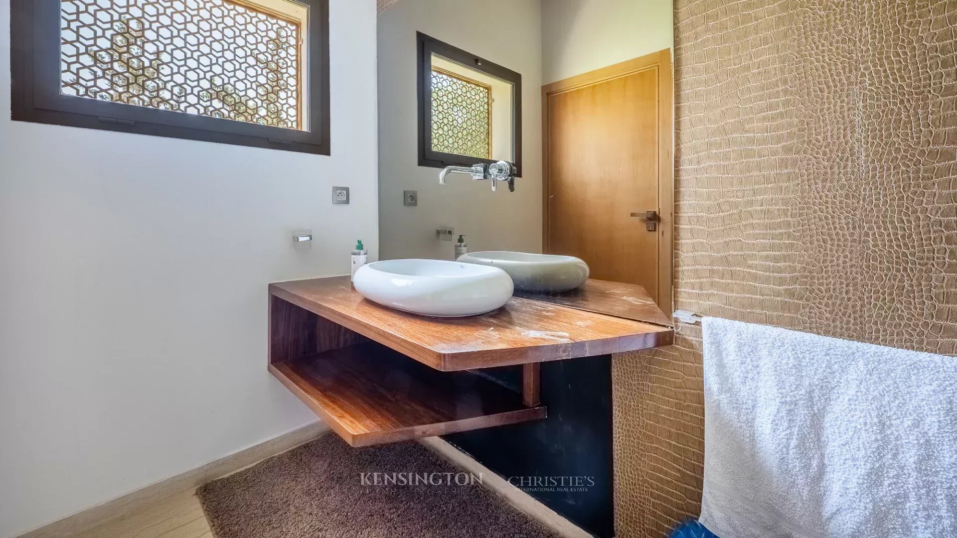 5 Bedroom Villa/Townhouse's Image 24