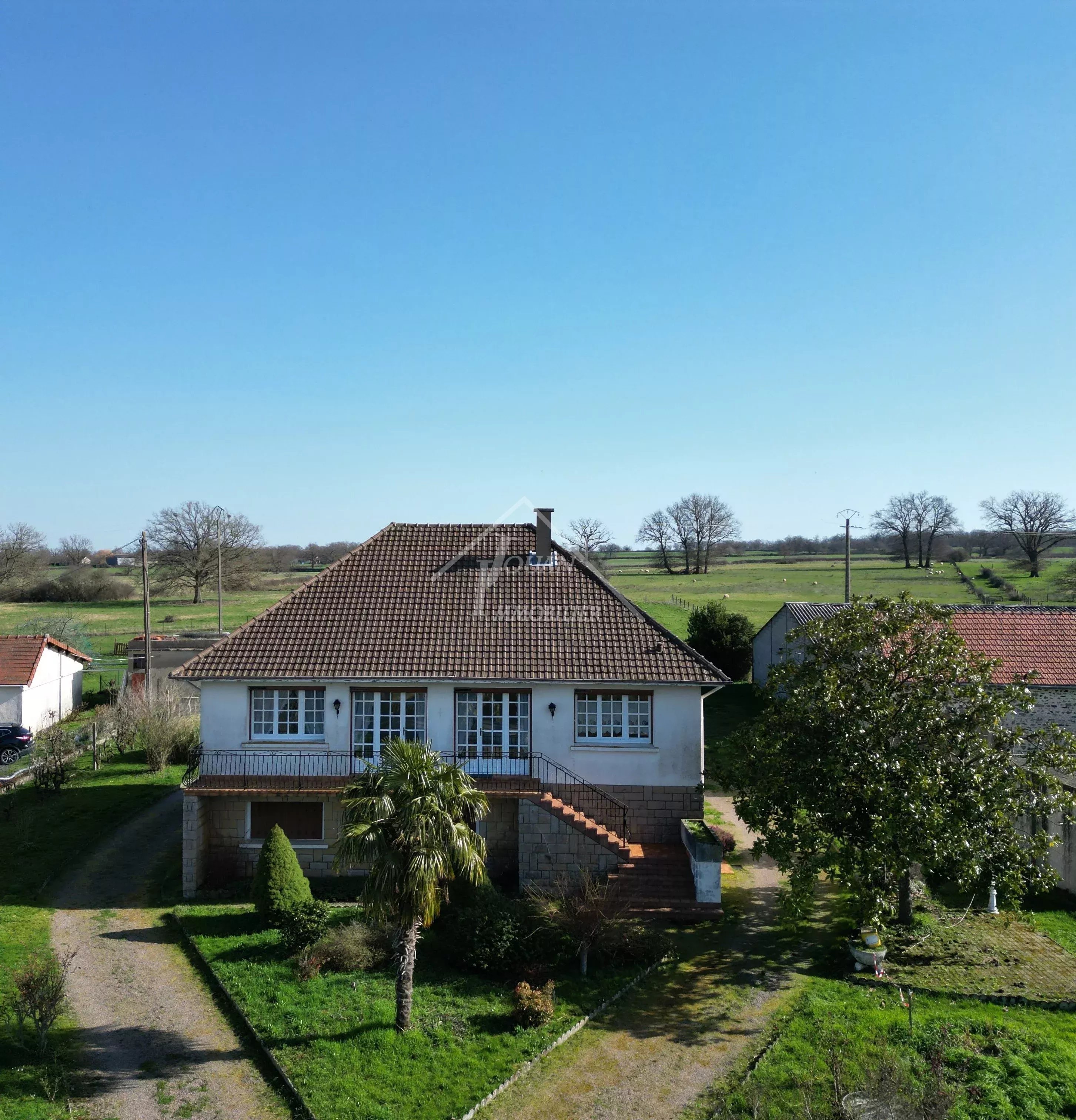 Grande maison familiale avec jardin, Bourbon l'Archambault