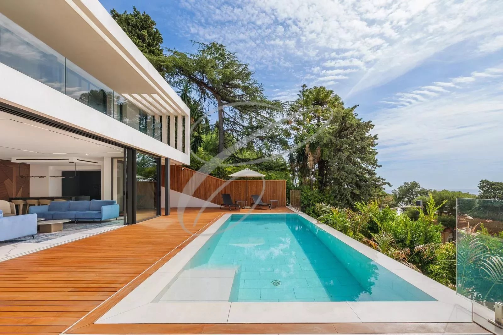 Agence immobilière de 