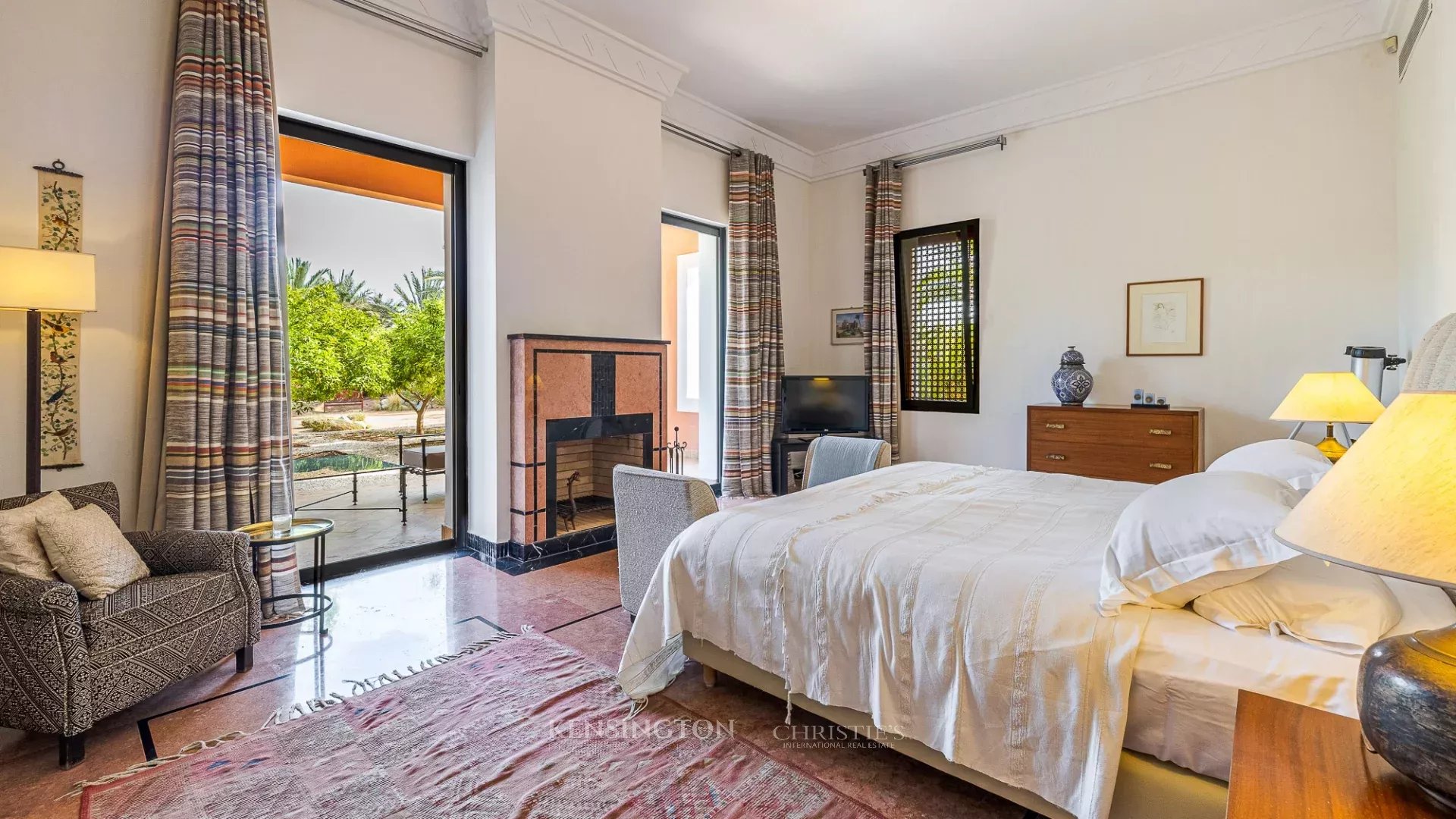 5 Bedroom Villa/Townhouse's Image 30