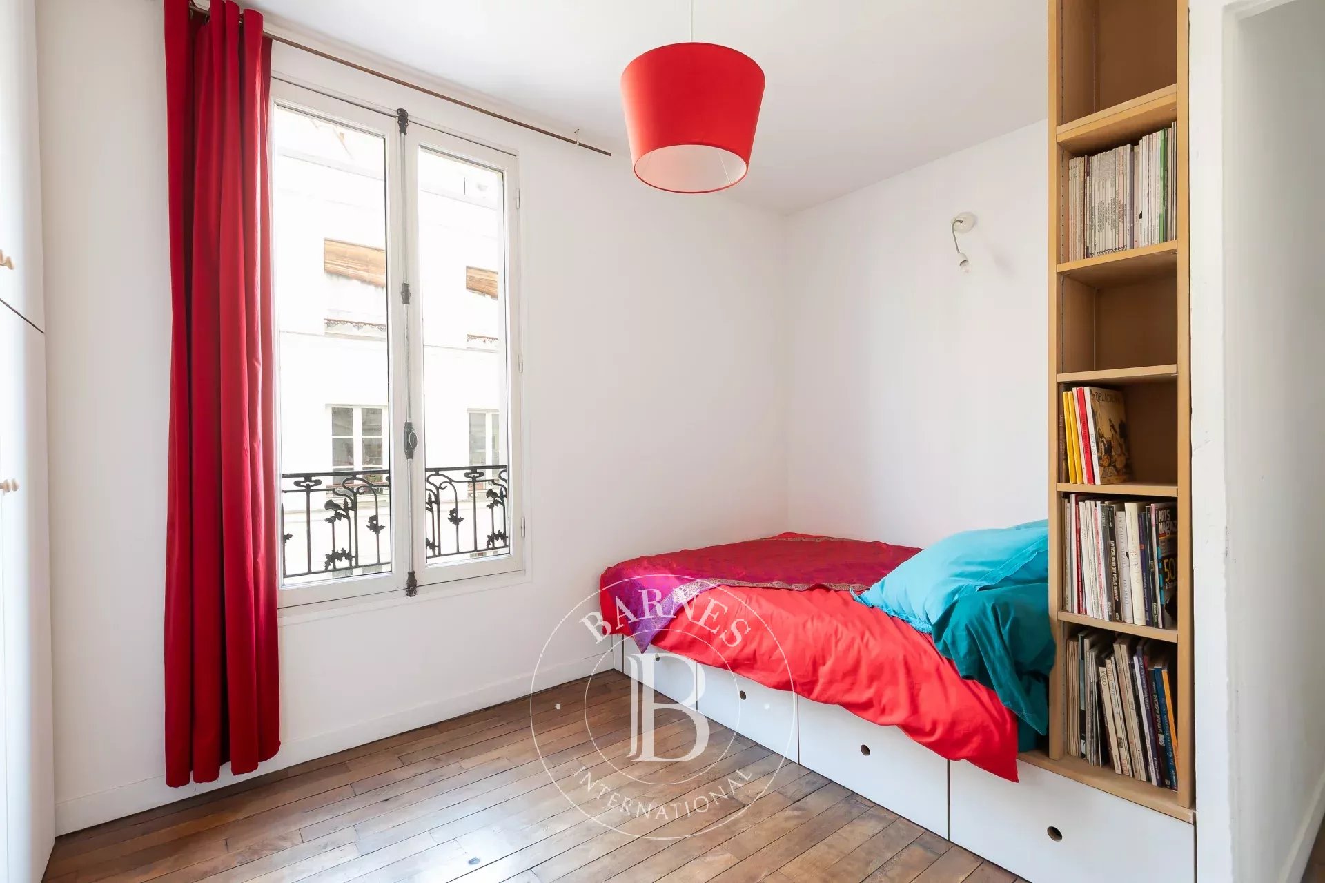 Daire Paris 18ème - picture 10