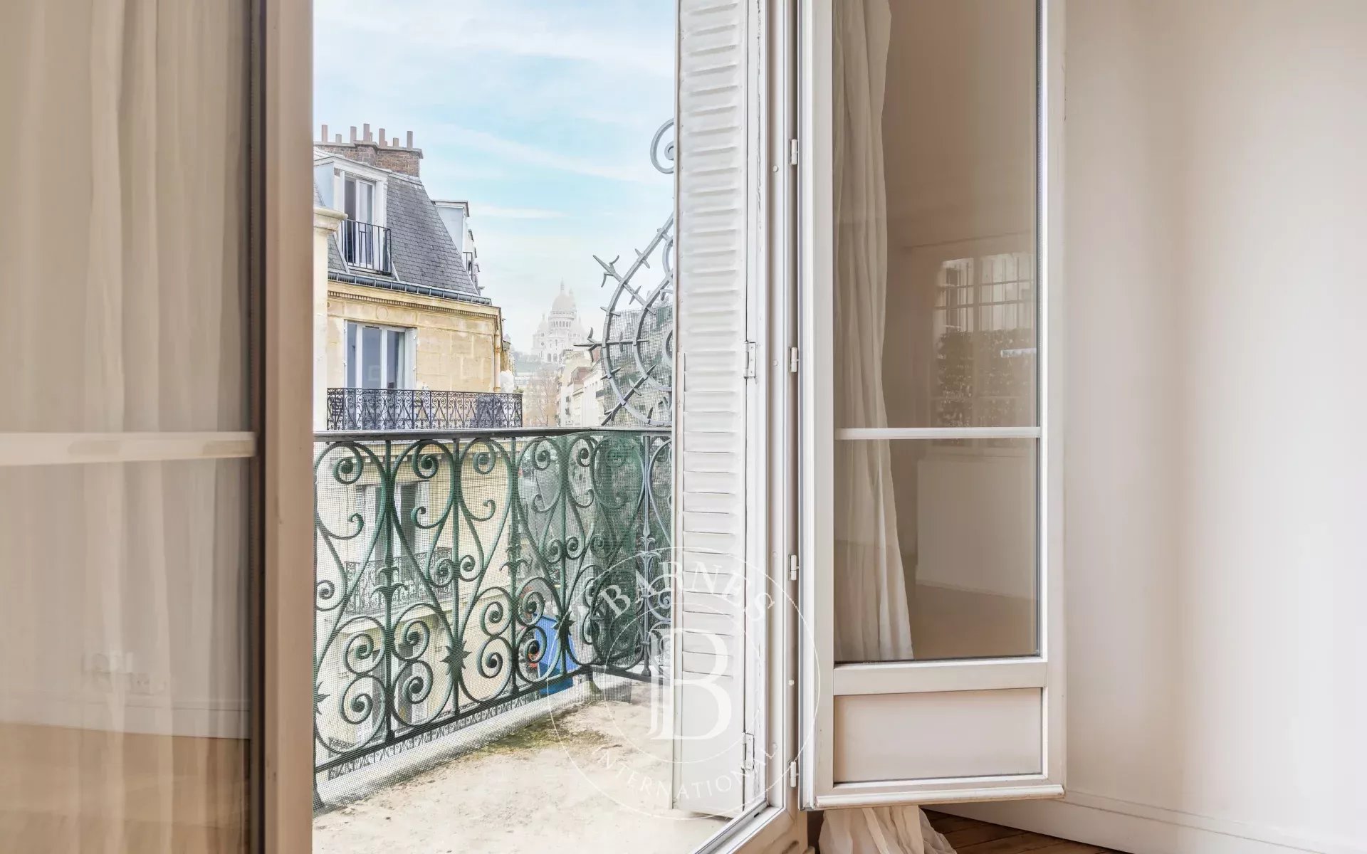 Daire Paris 9ème - picture 4