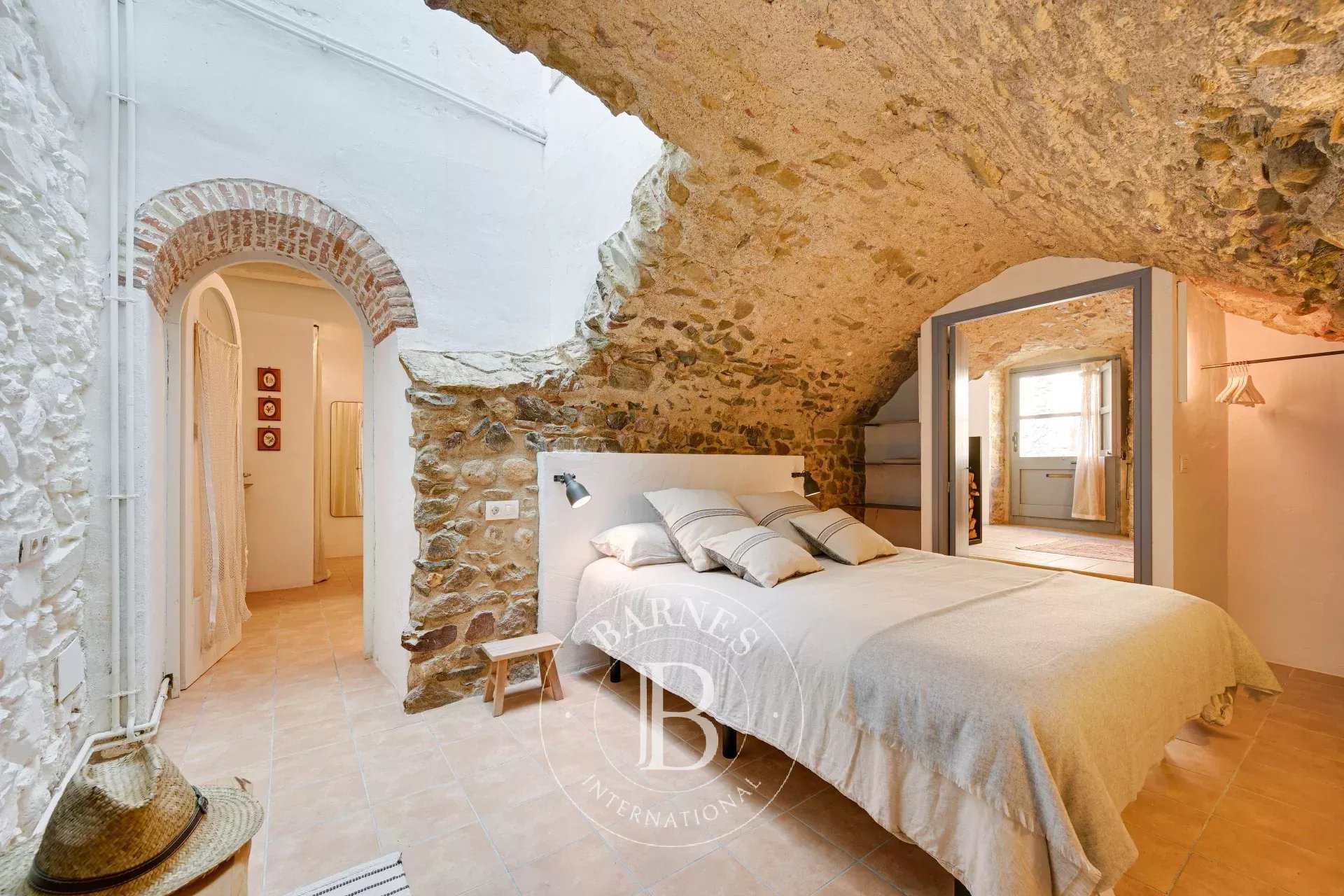 Köy evi Cruilles - picture 18