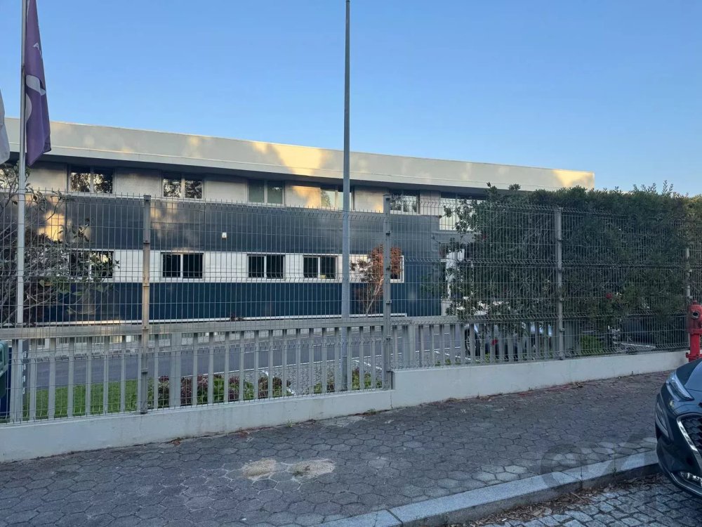 Terreno para armazém em ZI referência