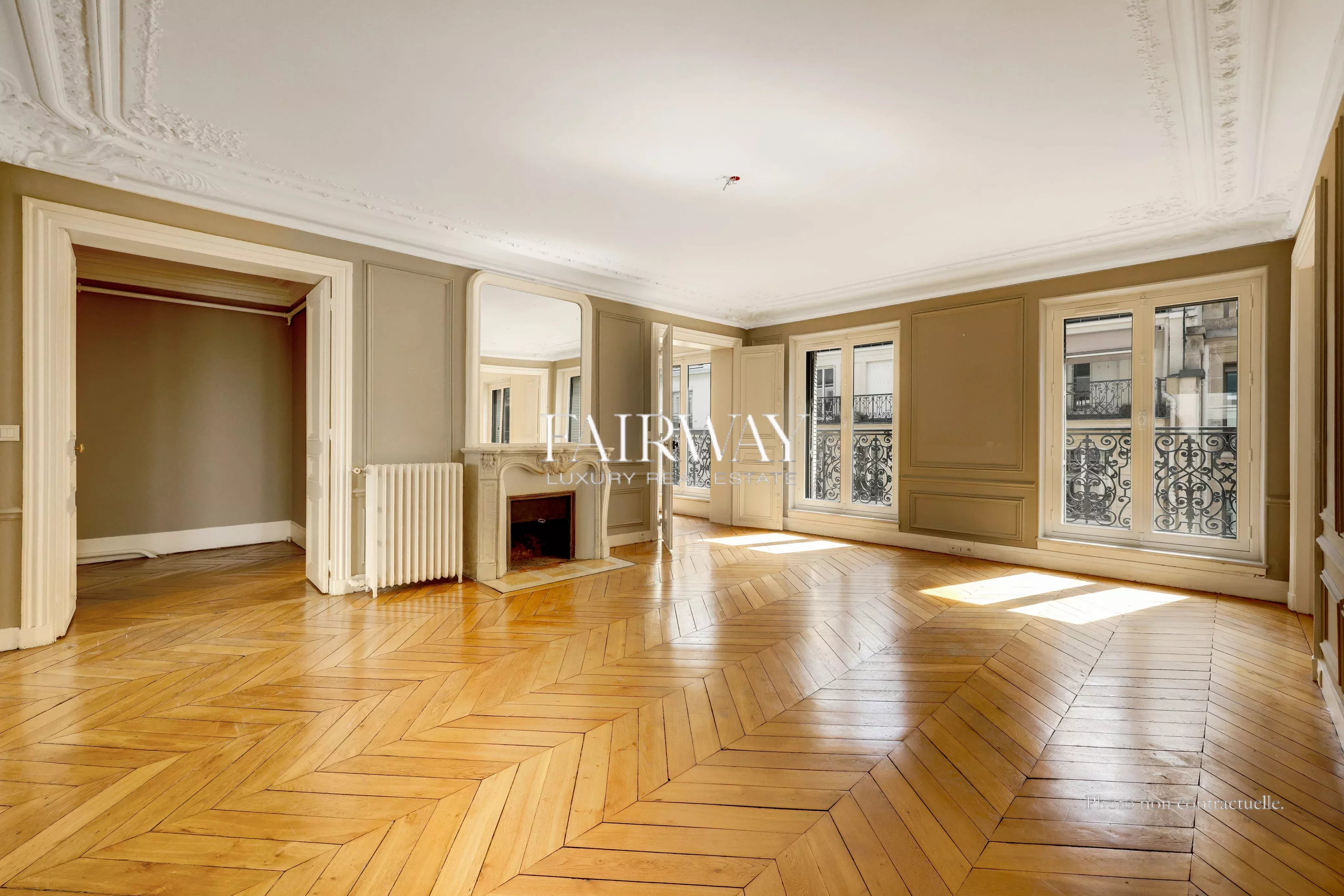 Appartement familial avec balcon - 4 chambres - 158m² - Paris 9e