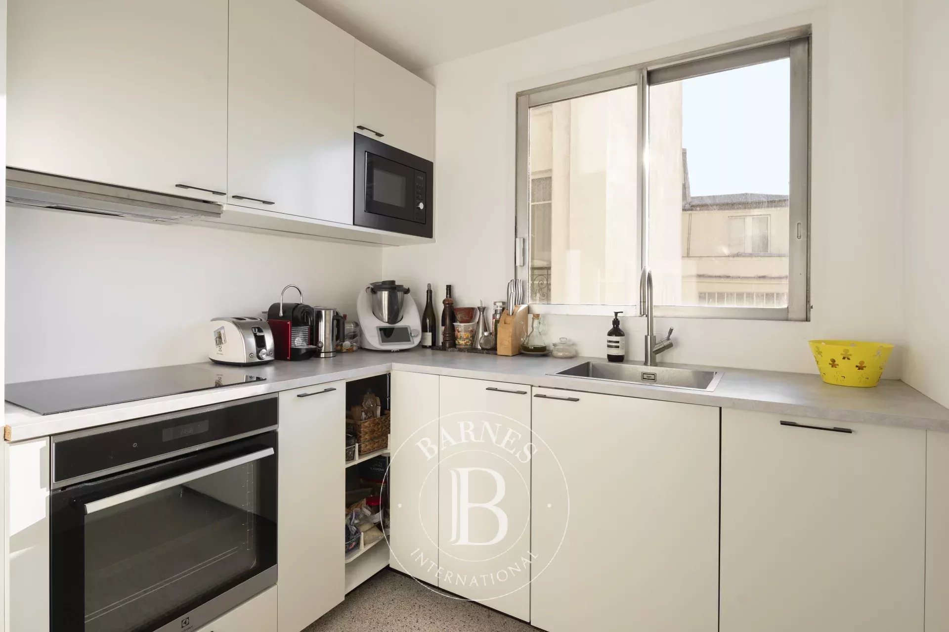 Daire Paris 9ème - picture 17