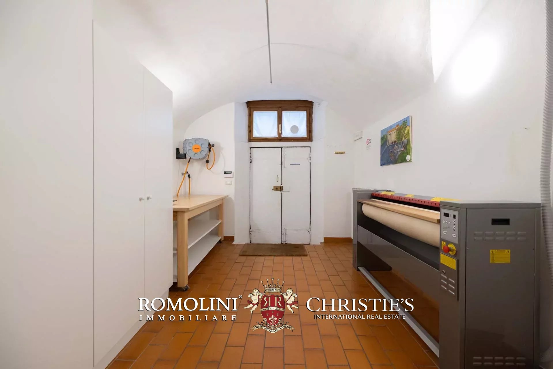 16 Bedroom Villa/Townhouse's Image 205