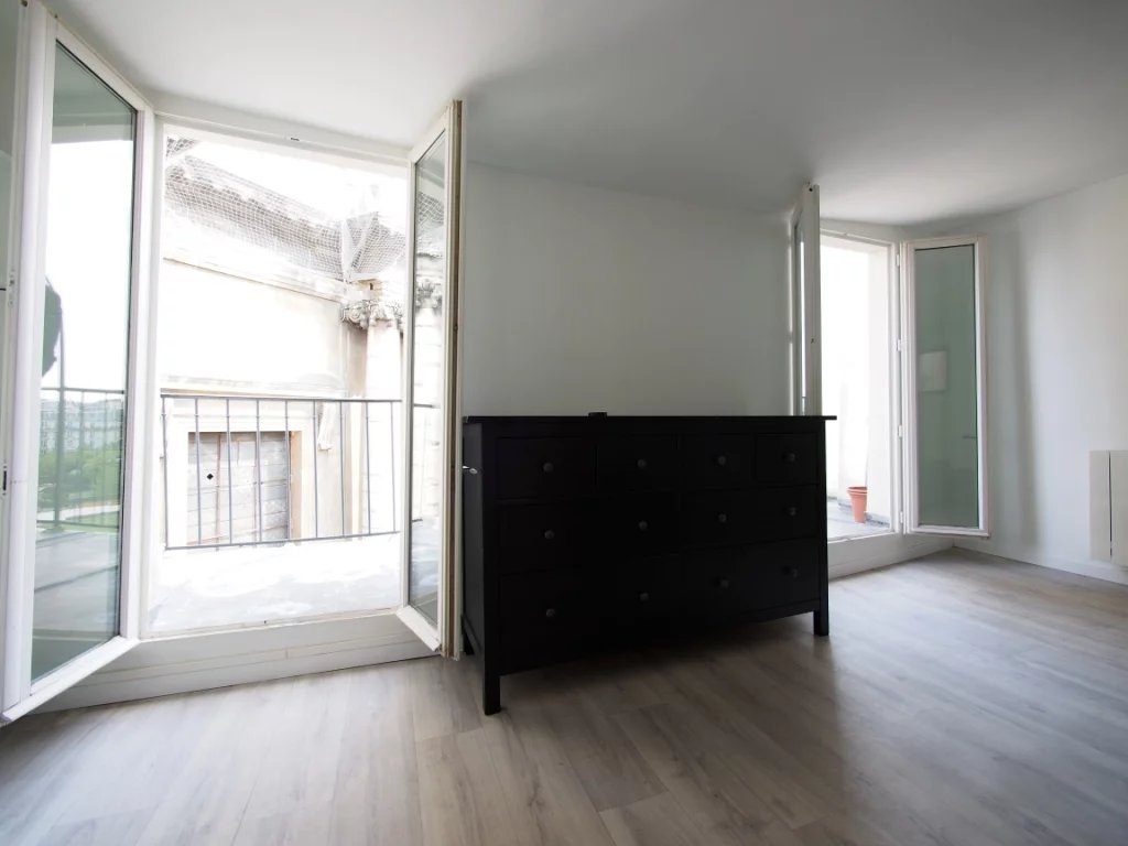 2 Studios Contigus avec Terrasse et Vue