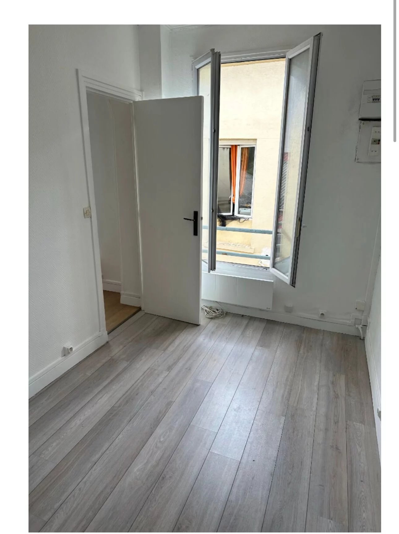 STUDIO 22m² - rue du Landy AUBERVILLIERS