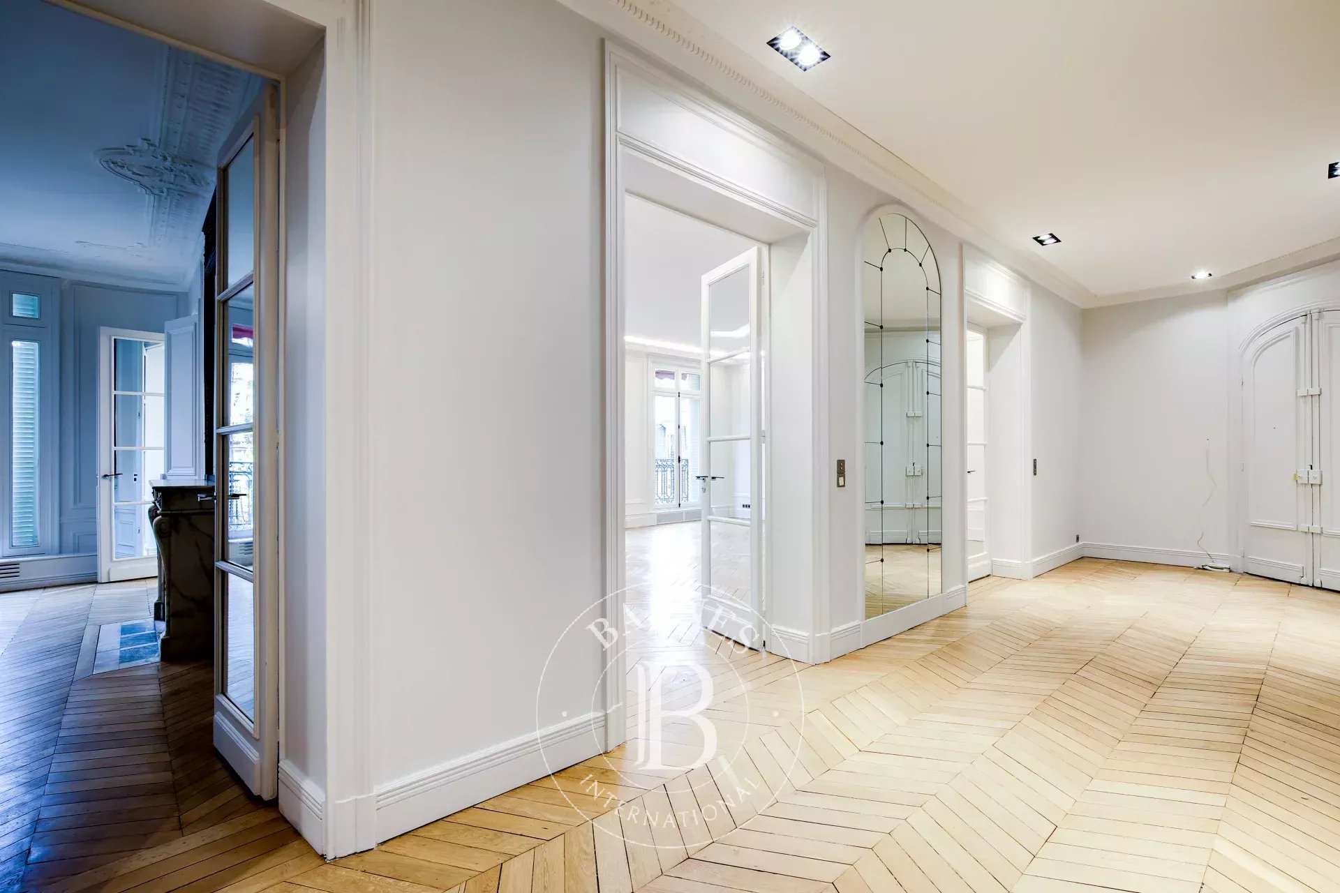 Daire Paris 16ème - picture 12