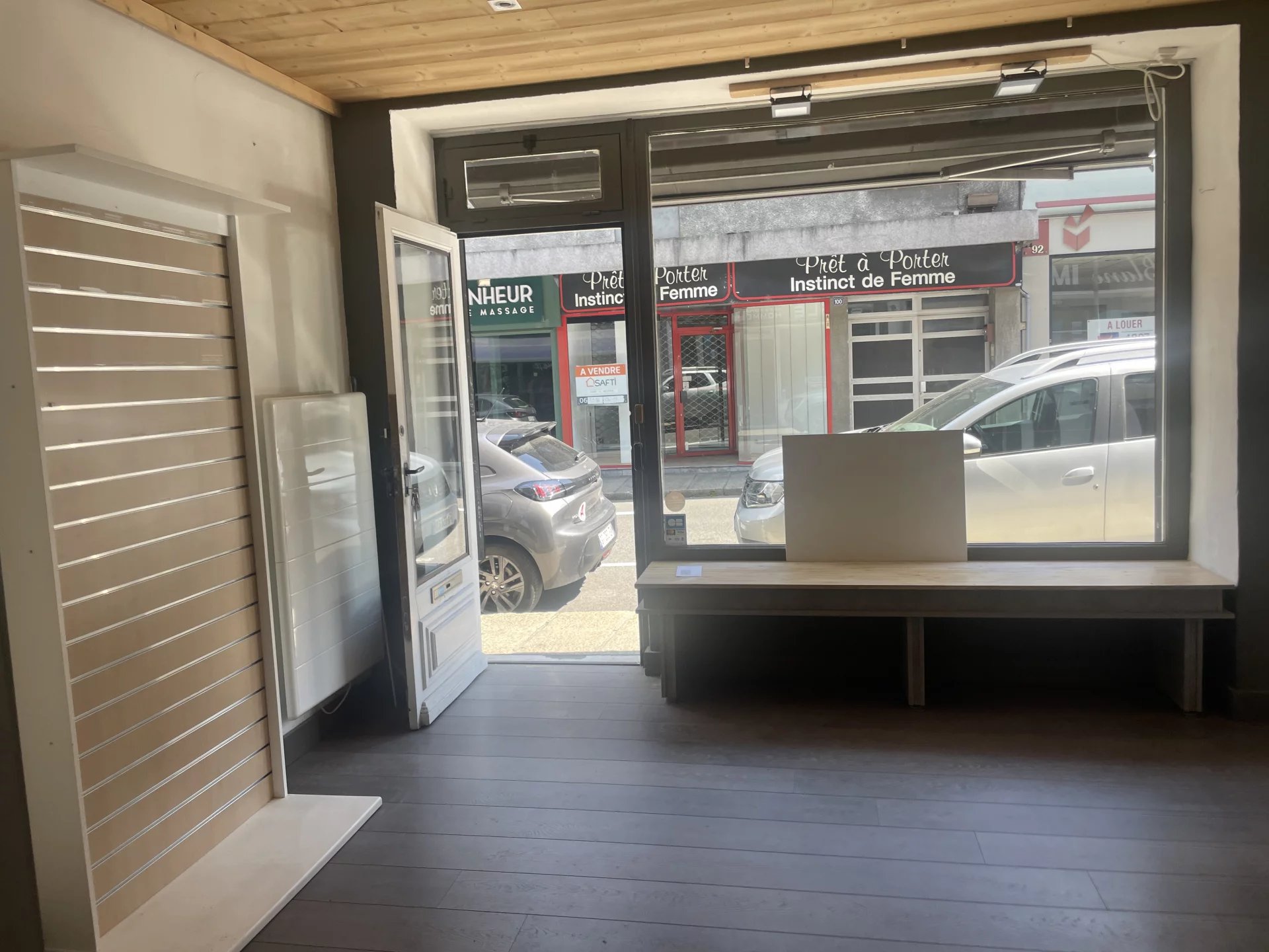 Local commercial 20 m² - SALLANCHES (Centre ville/Rue de la République)