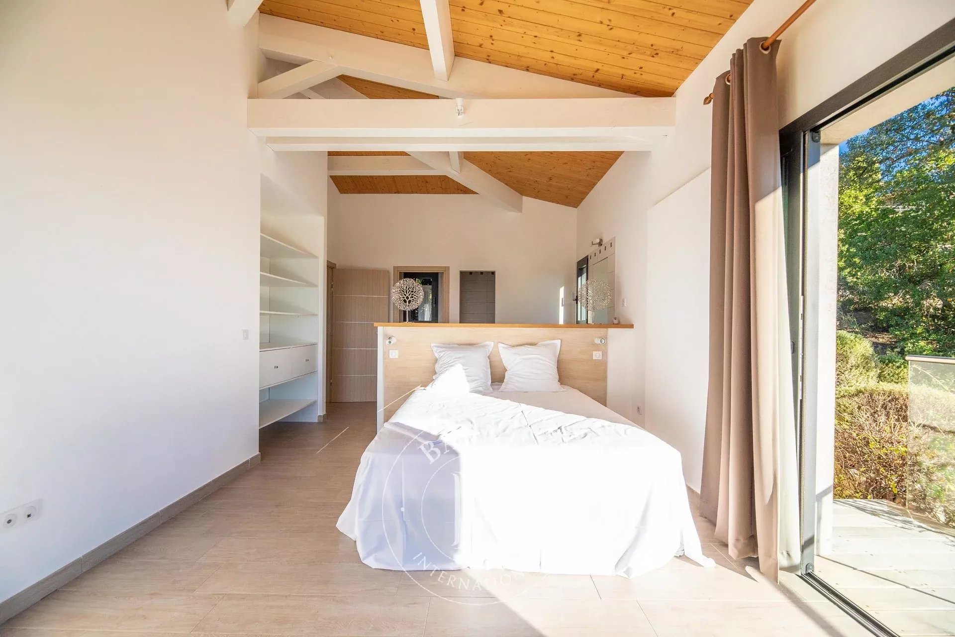 Sainte-Lucie-de-Porto-Vecchio  - Villa  - picture 12