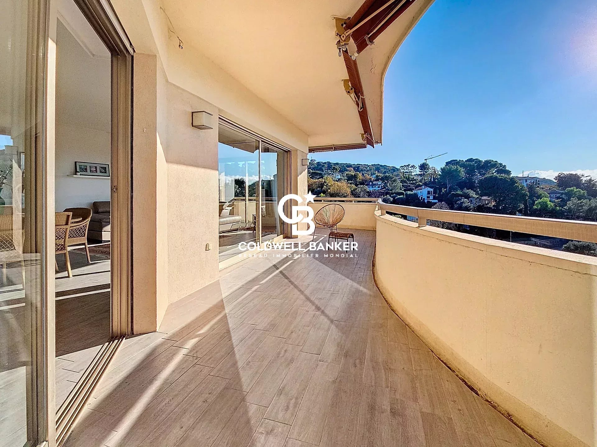 4 Rooms - 101m² - 2 Bedrooms