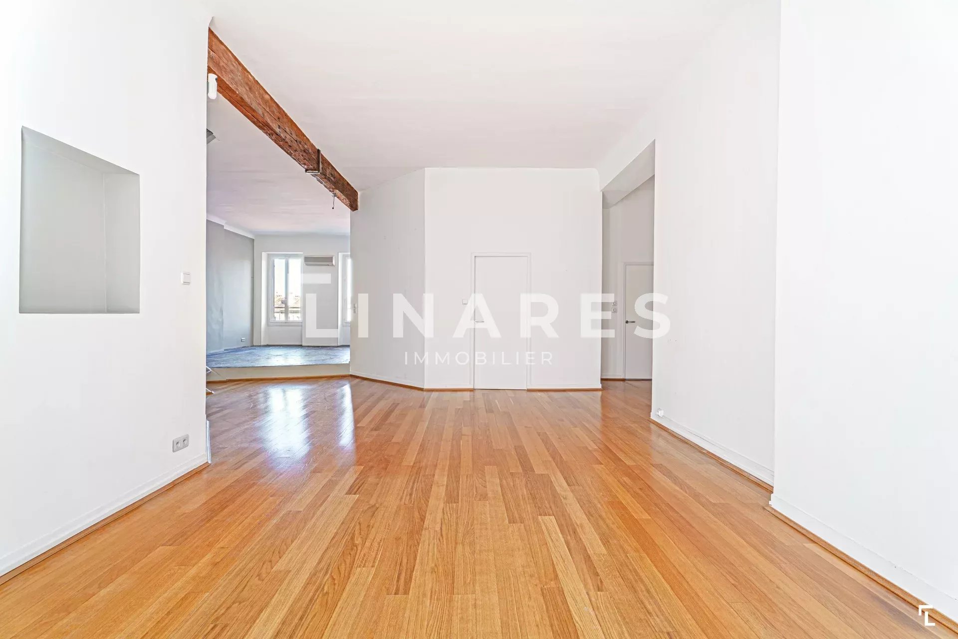 LE MAGNIFIQUE - Appartement Dernier Étage T4 de 155m2  - 13006 Marseille